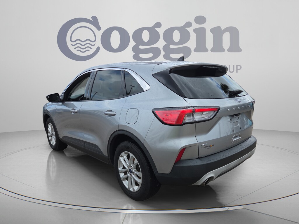 Used 2022 Ford Escape SE Hybrid SUV