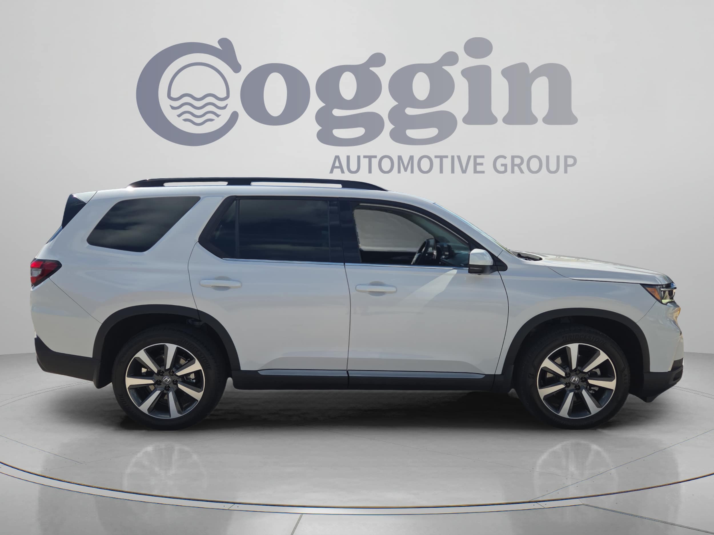2025 Honda Pilot Elite - Photo 7