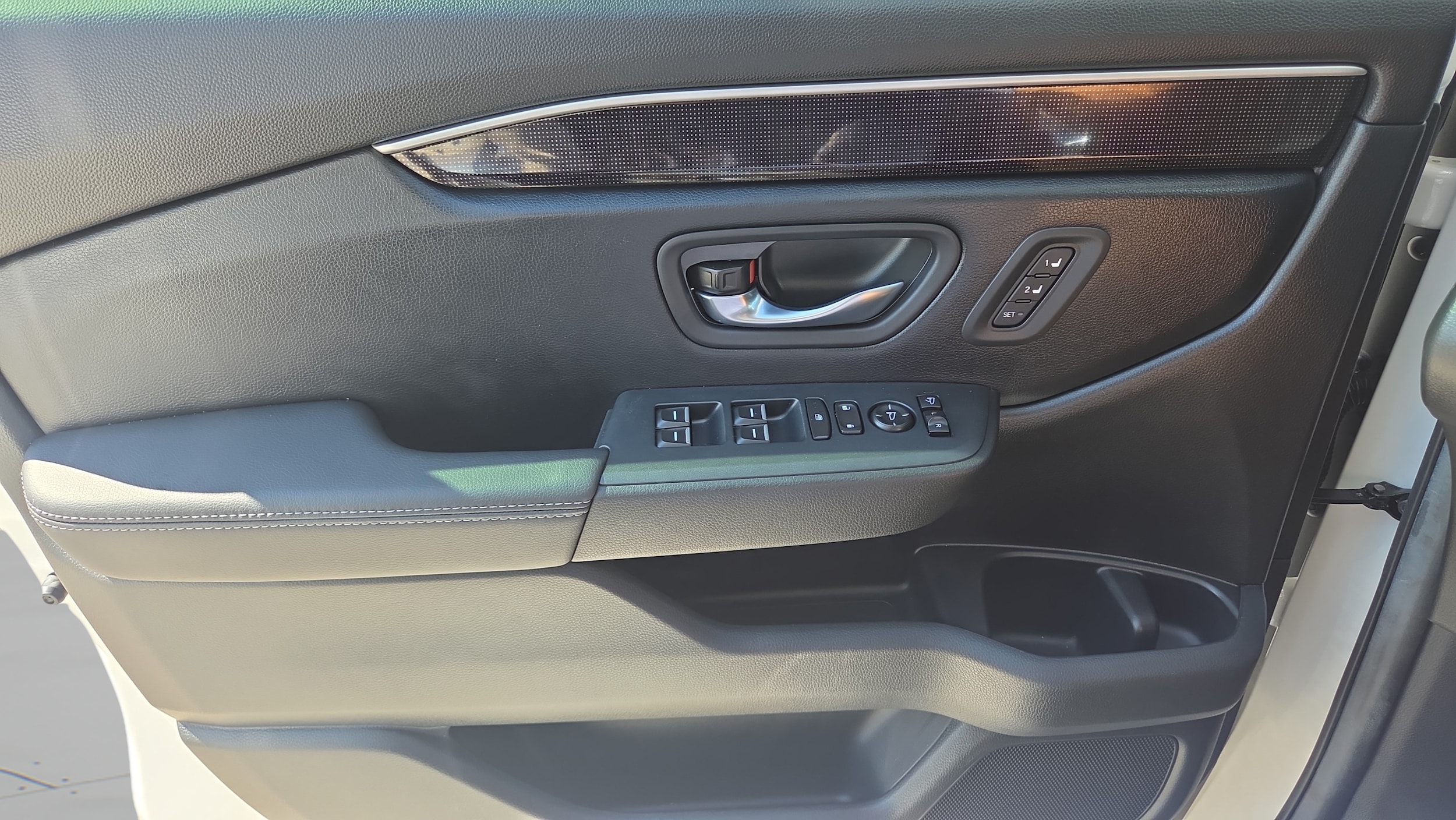 2025 Honda Pilot Elite - Photo 39