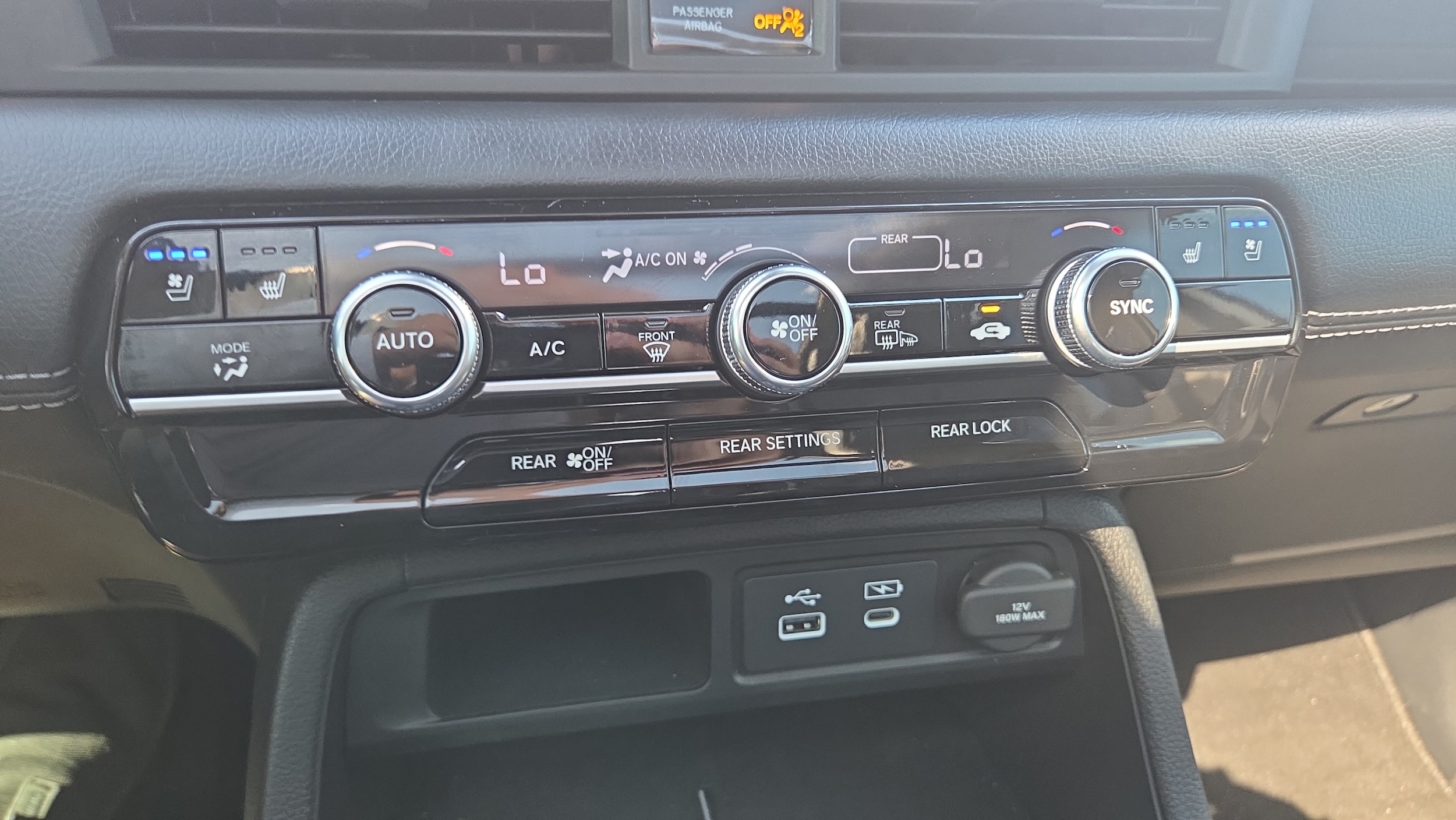 2025 Honda Pilot Elite - Photo 35