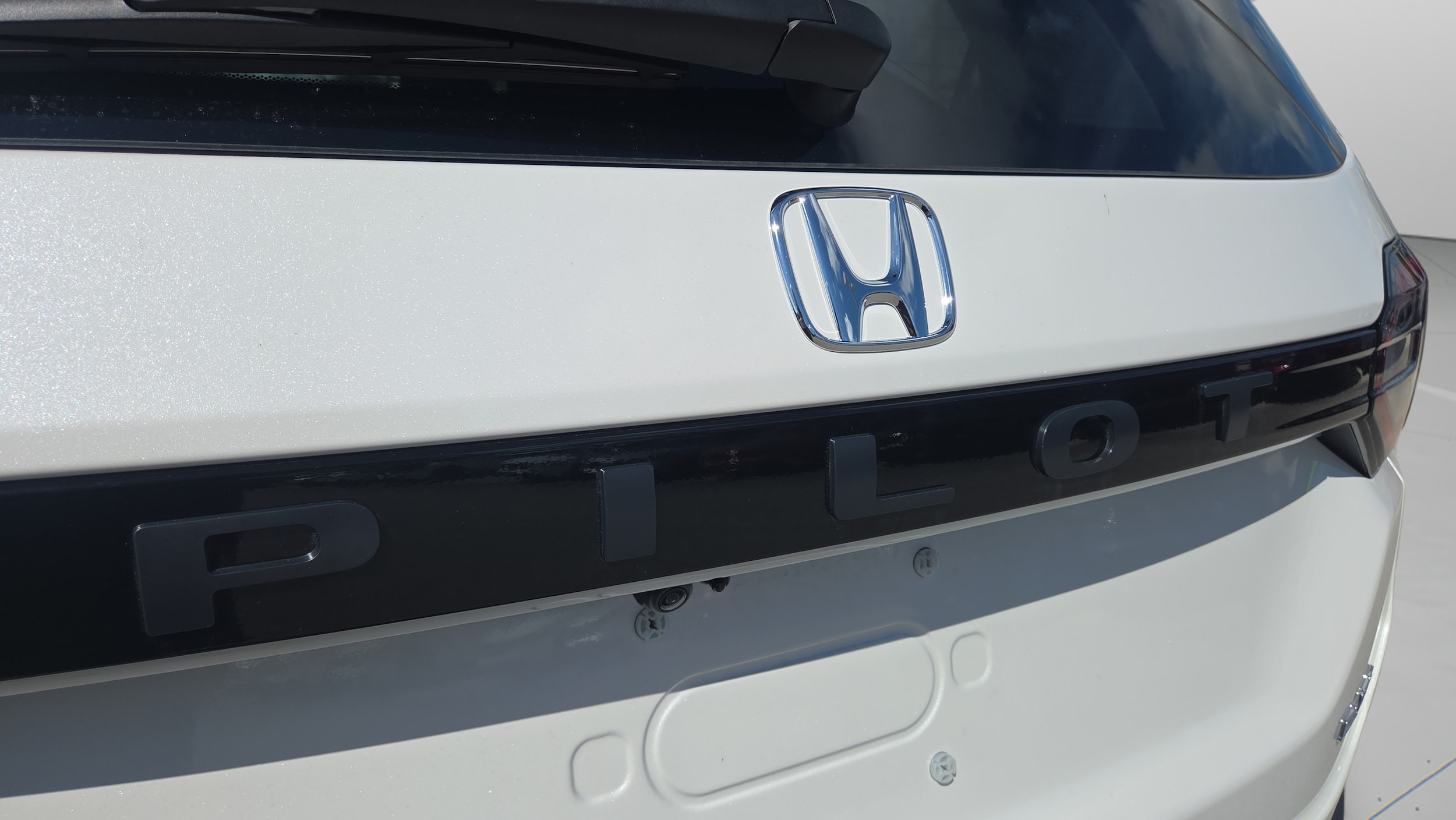 2025 Honda Pilot Elite - Photo 16