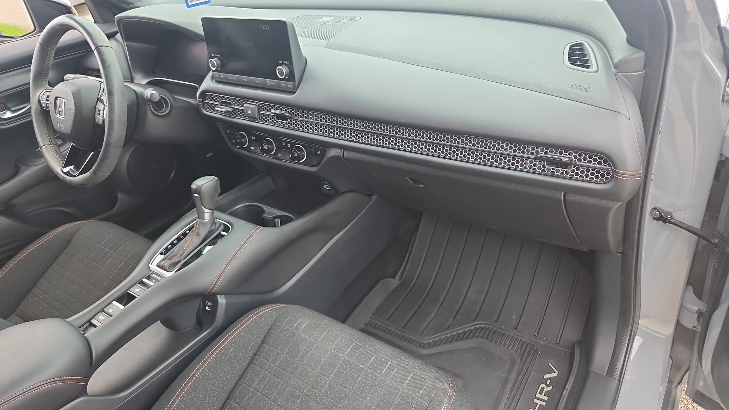 2024 Honda HR-V Sport - Photo 17