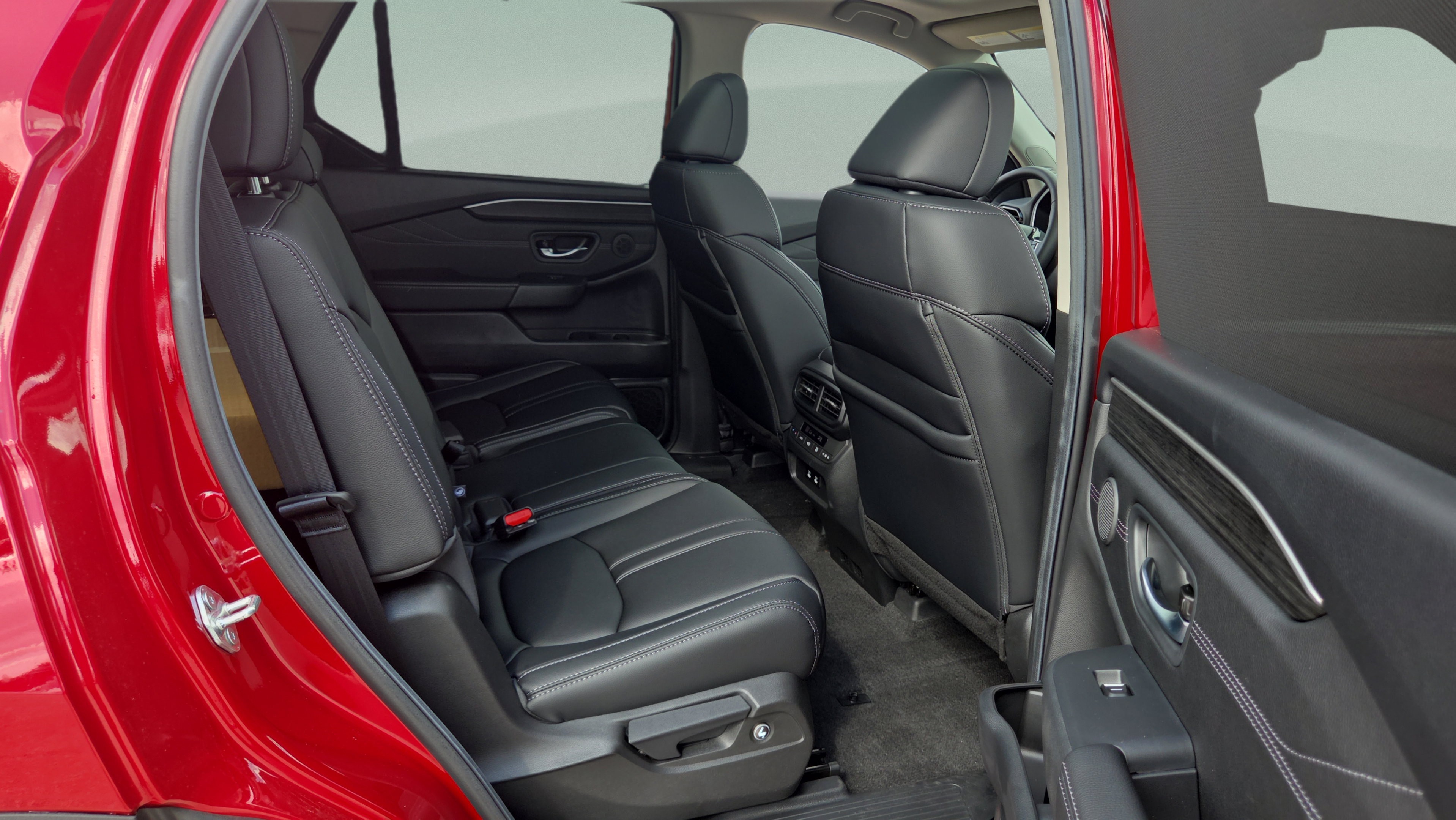2026 Honda Pilot Touring - Photo 15
