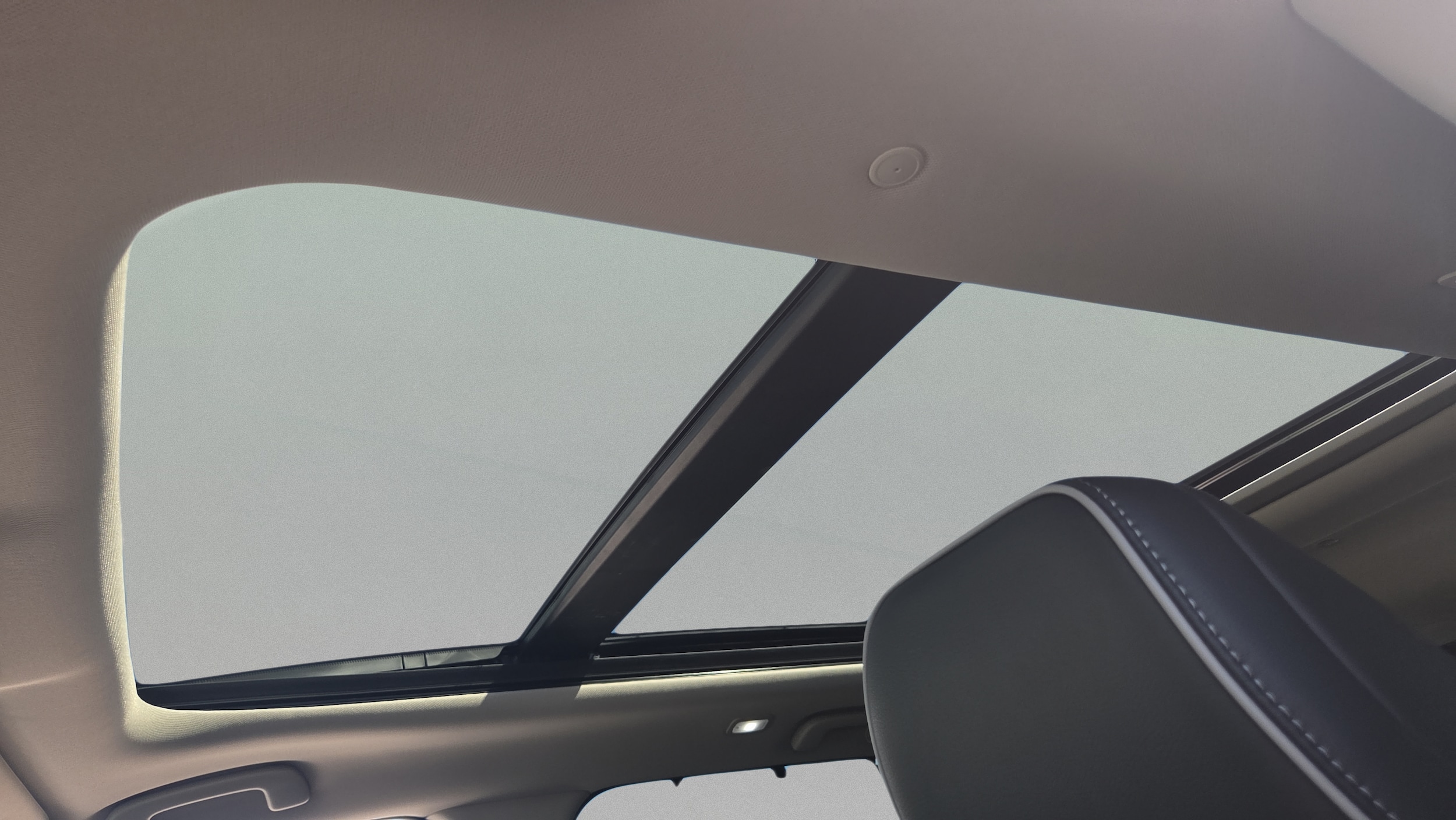2025 Honda Pilot Elite - Photo 26
