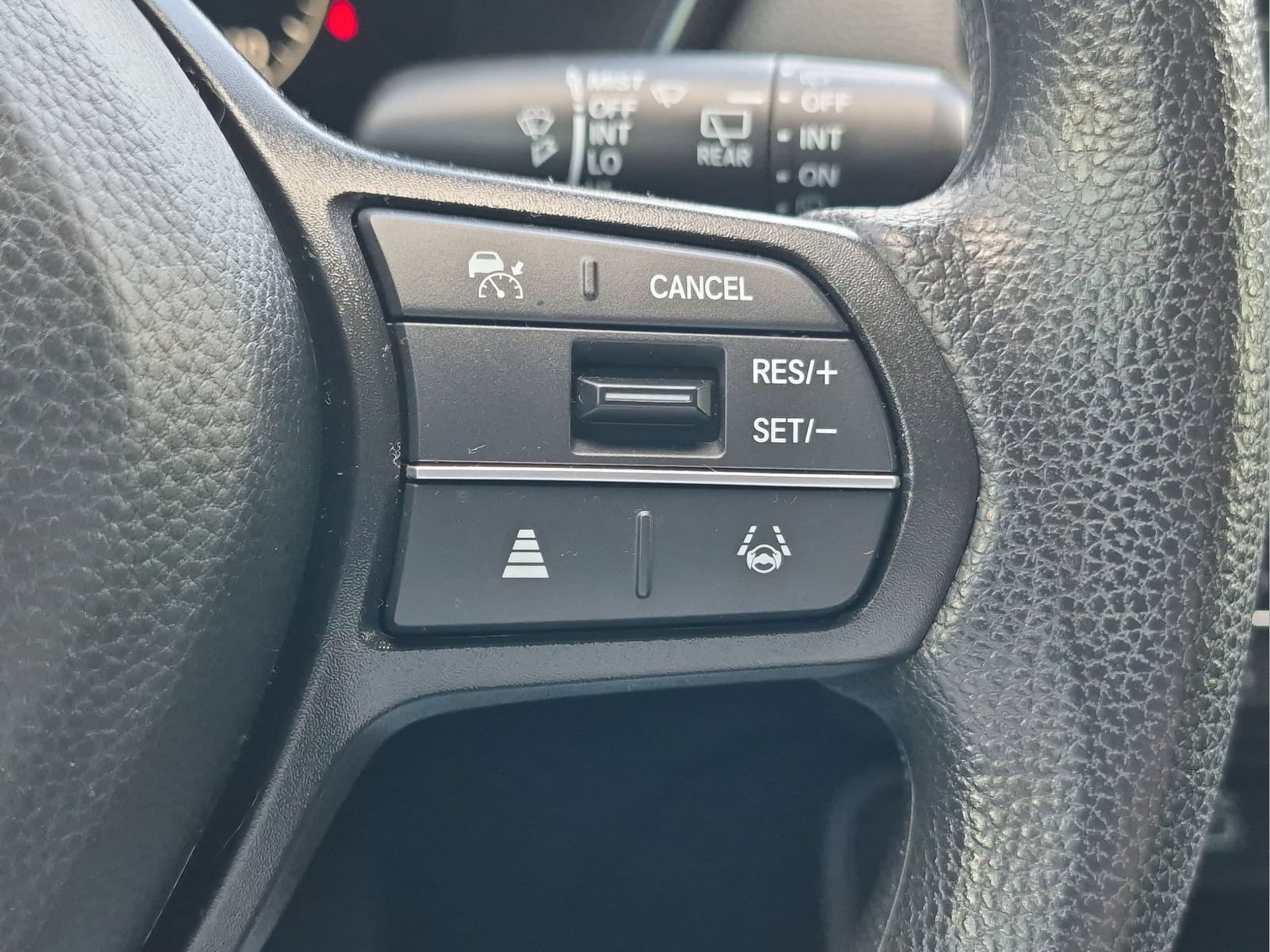 2024 Honda CR-V LX - Photo 11