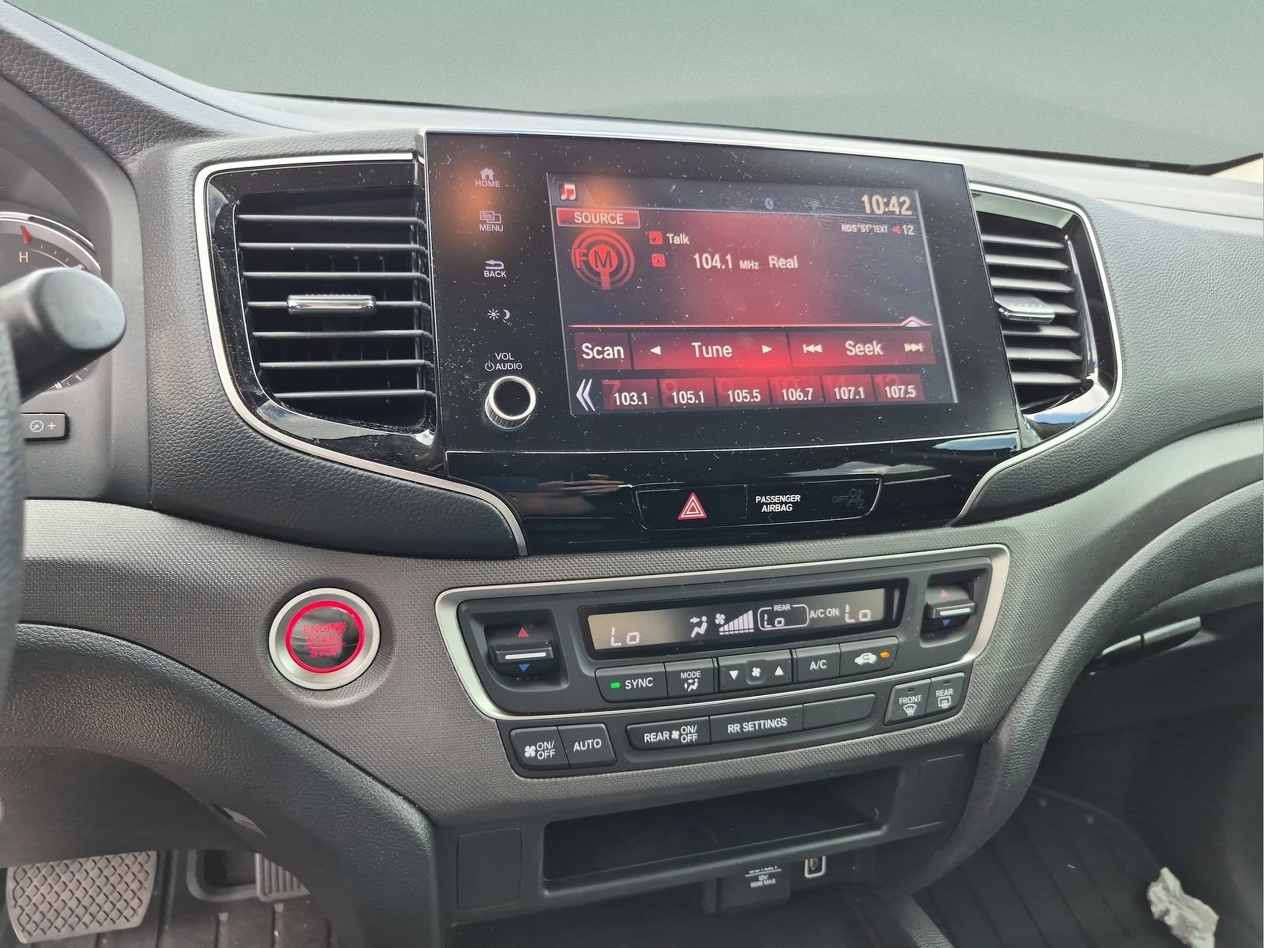 2023 Honda Ridgeline Sport - Photo 13