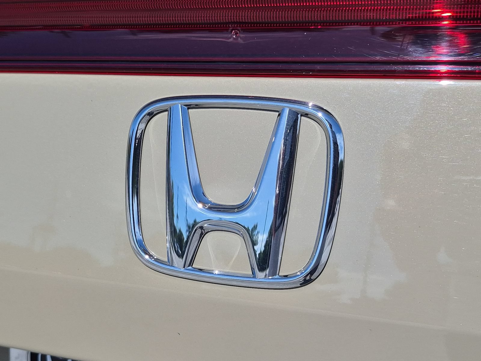 2025 Honda Civic Hatchback Sport - Photo 24