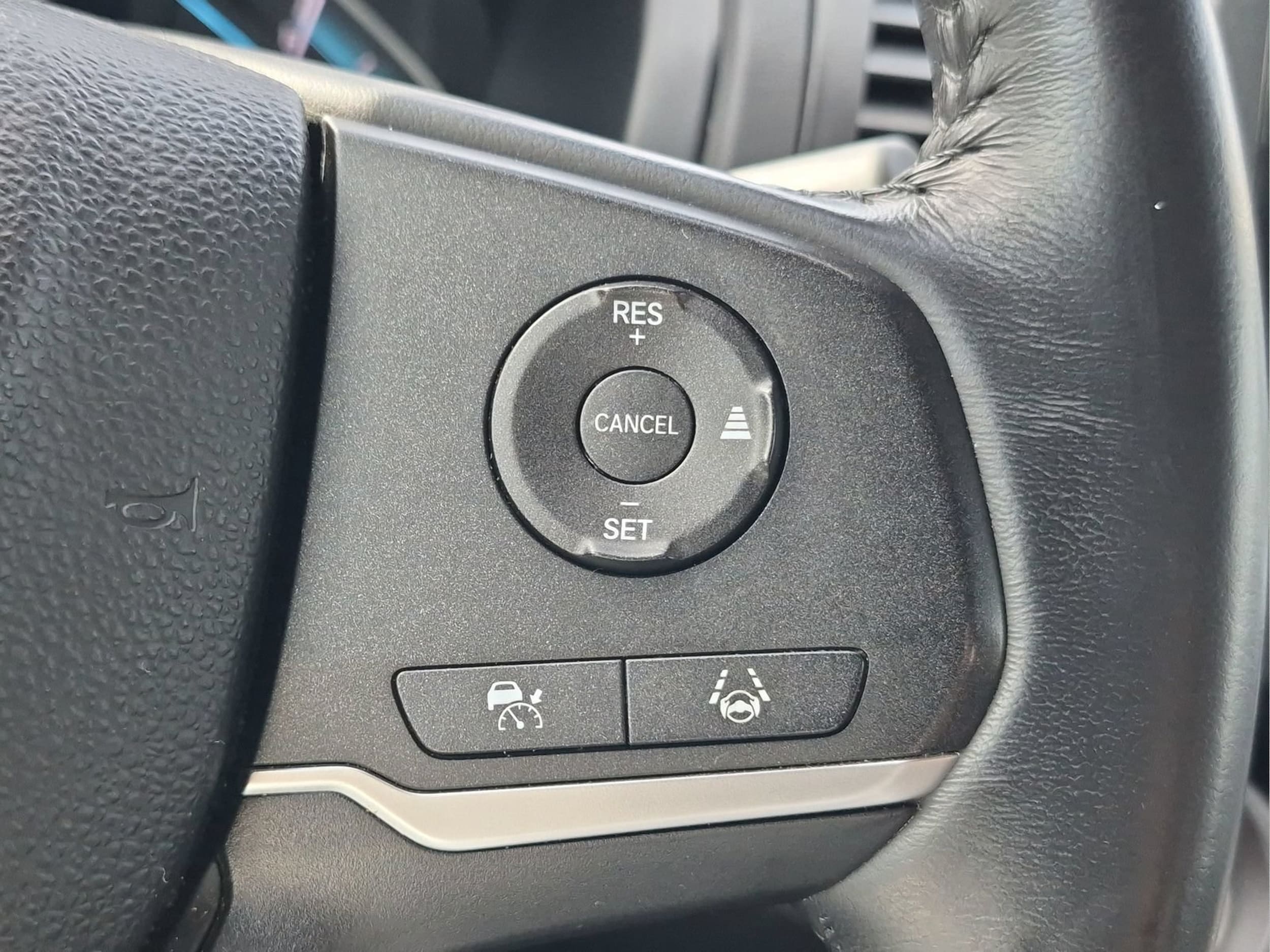 2023 Honda Odyssey EX-L - Photo 11