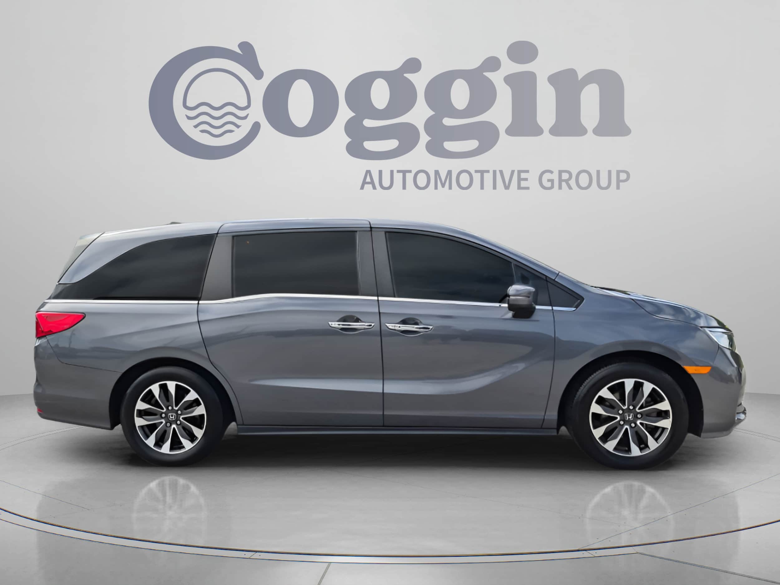 2023 Honda Odyssey EX-L - Photo 8