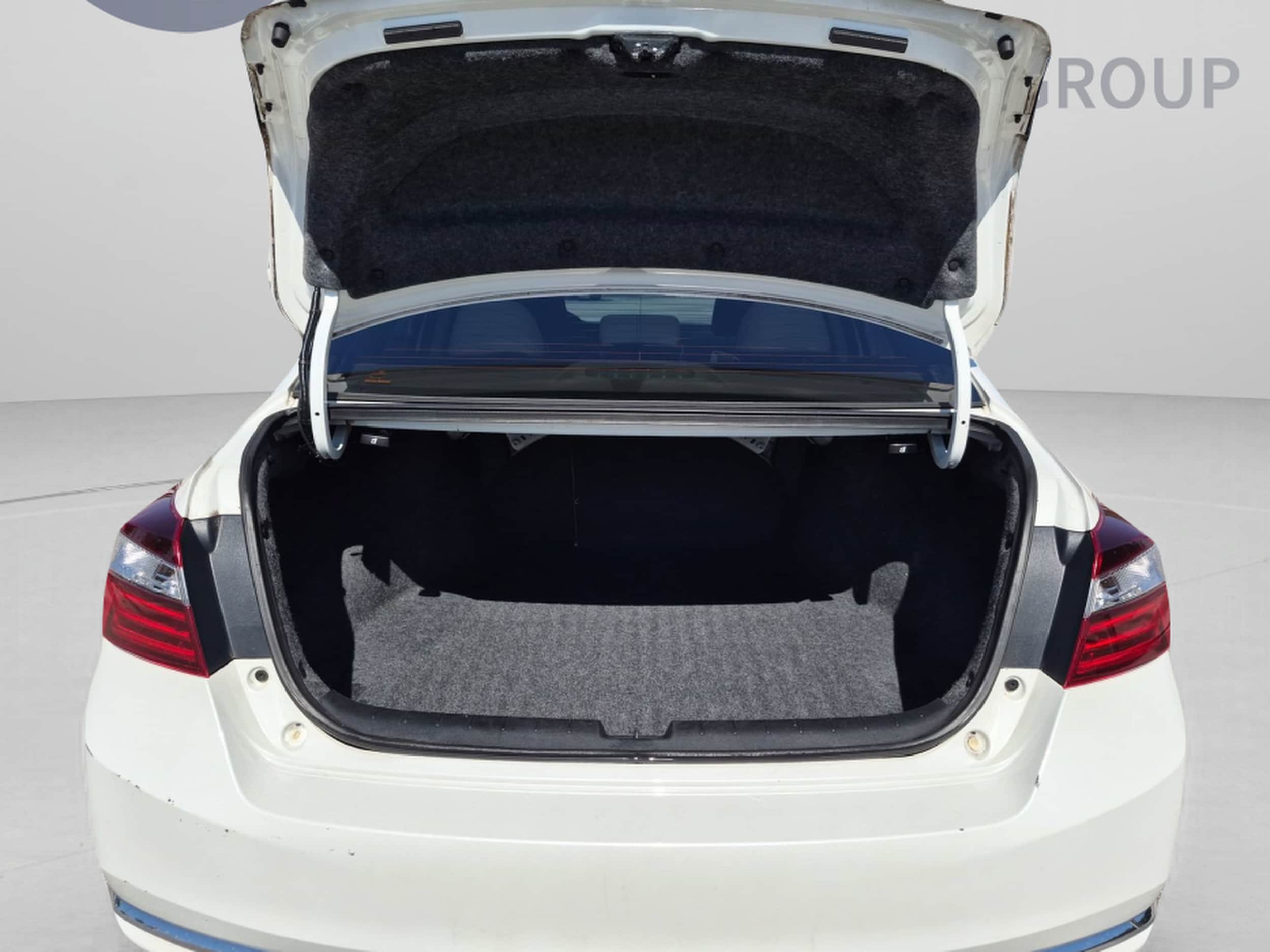 2017 Honda Accord EX-L - Photo 34
