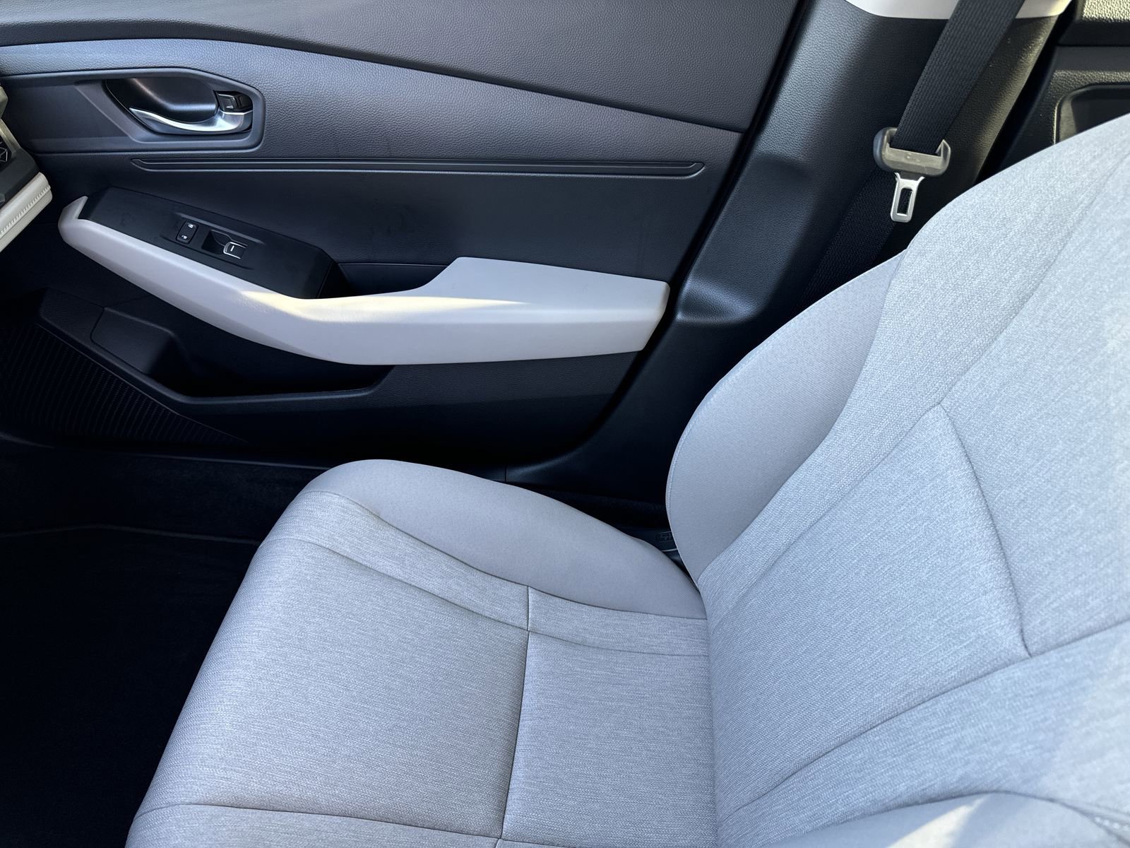 2025 Honda Accord LX - Photo 25