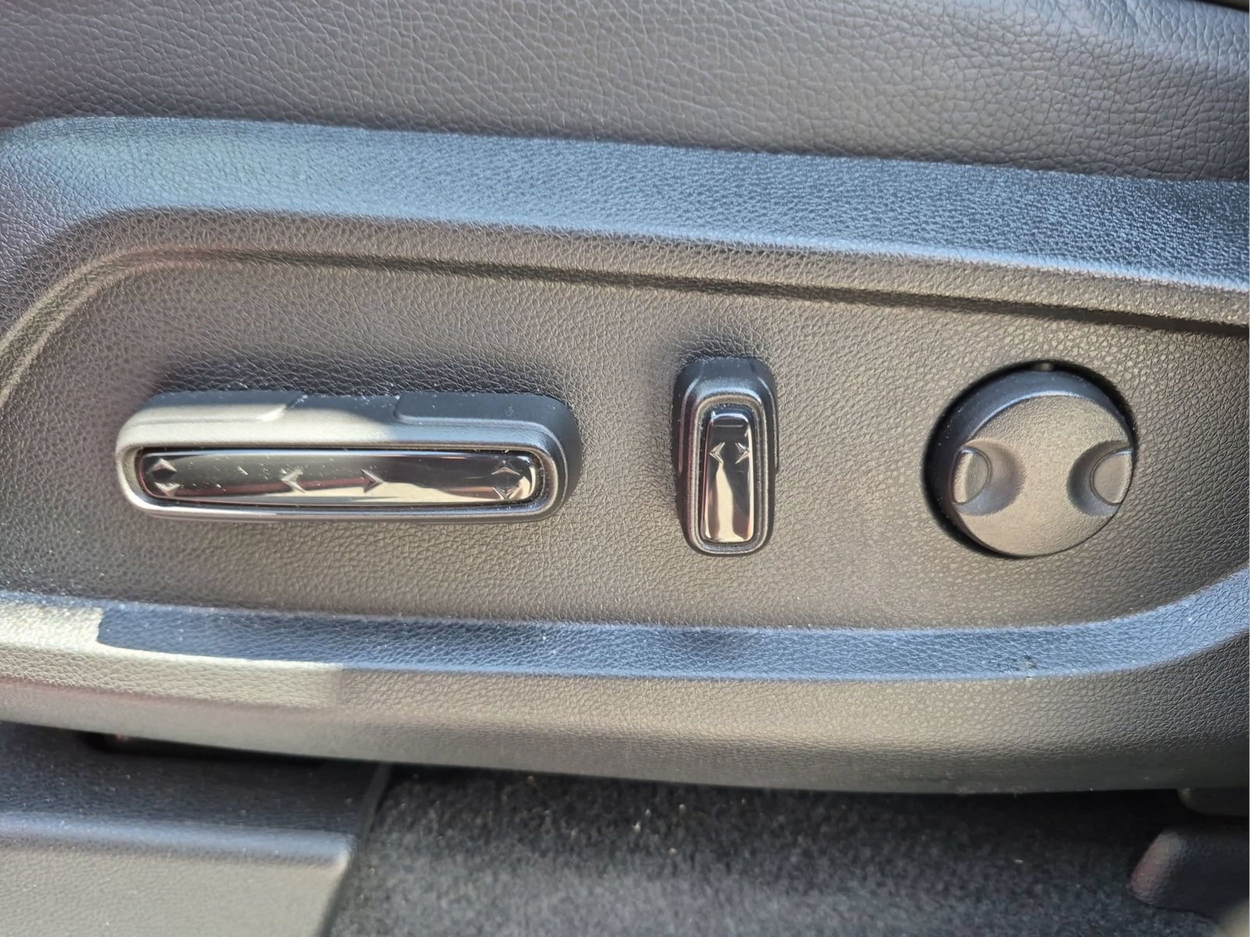 2025 Honda Pilot Black Edition - Photo 15