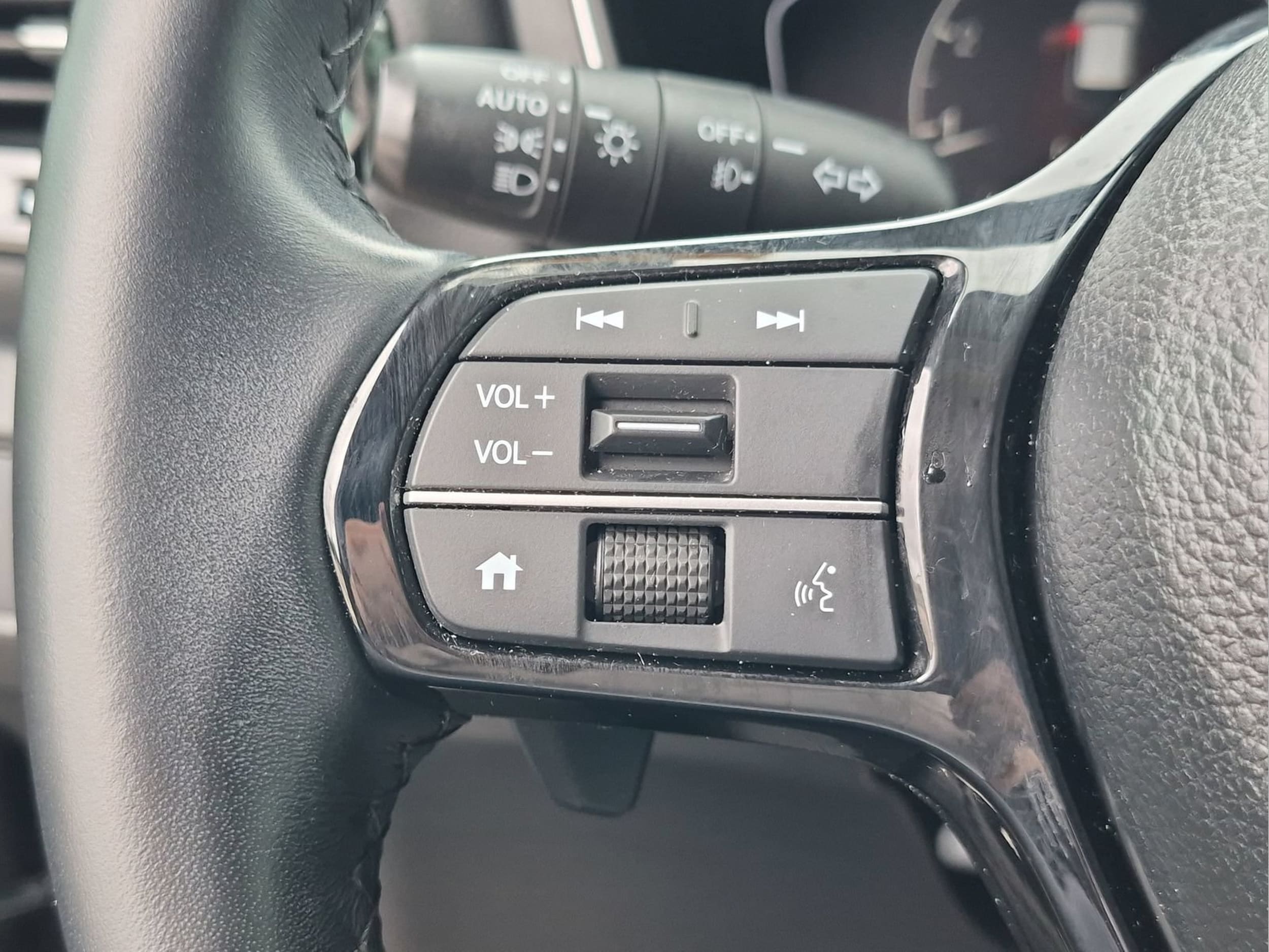 2024 Honda Pilot EX-L - Photo 14