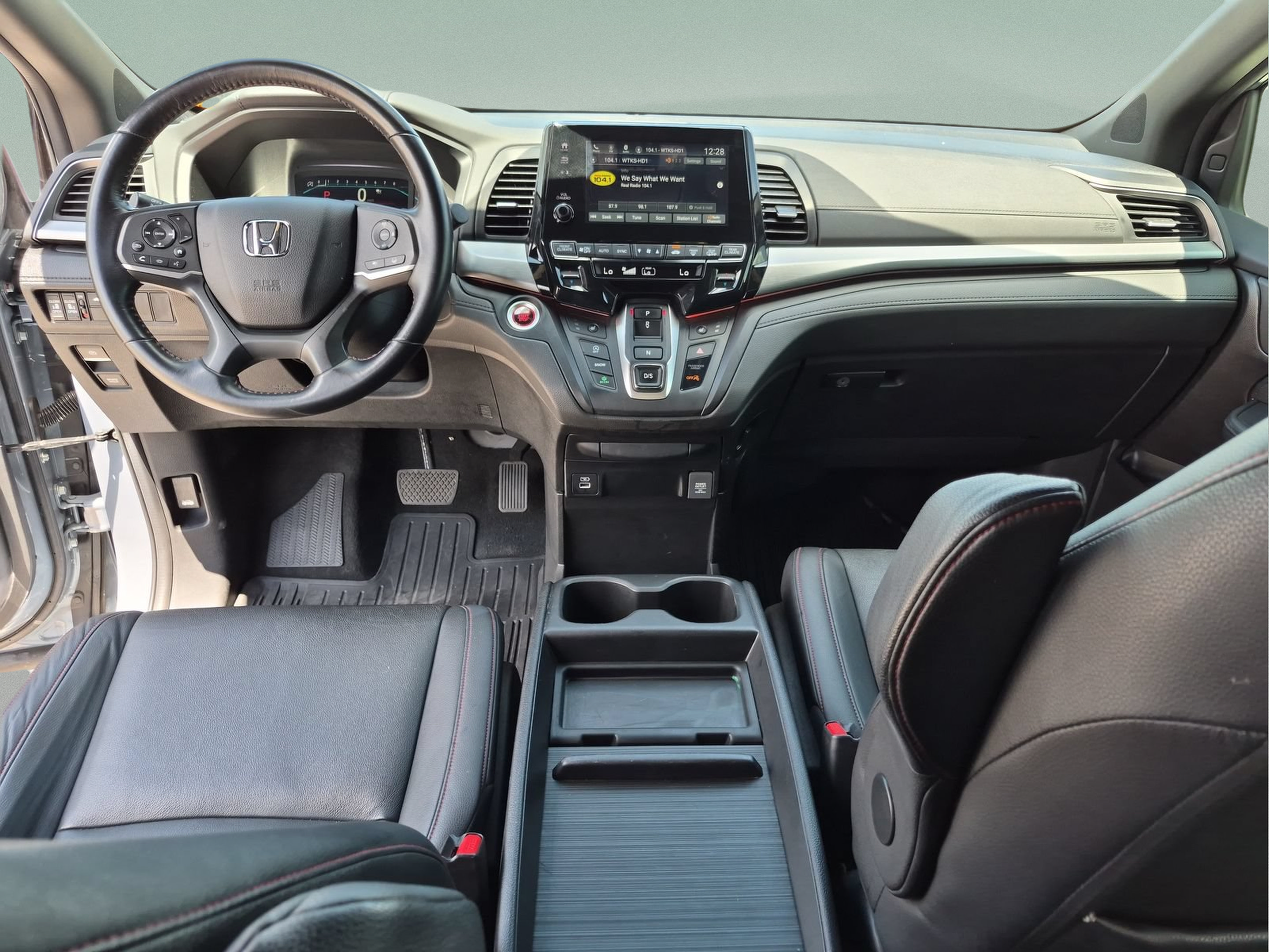 2024 Honda Odyssey SPORT - Photo 28