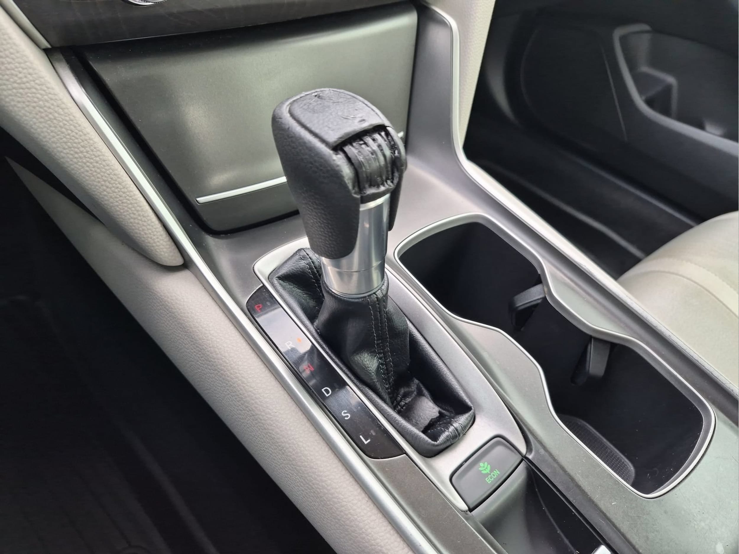 2018 Honda Accord EX - Photo 16