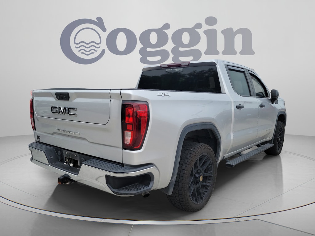 Used 2022 GMC