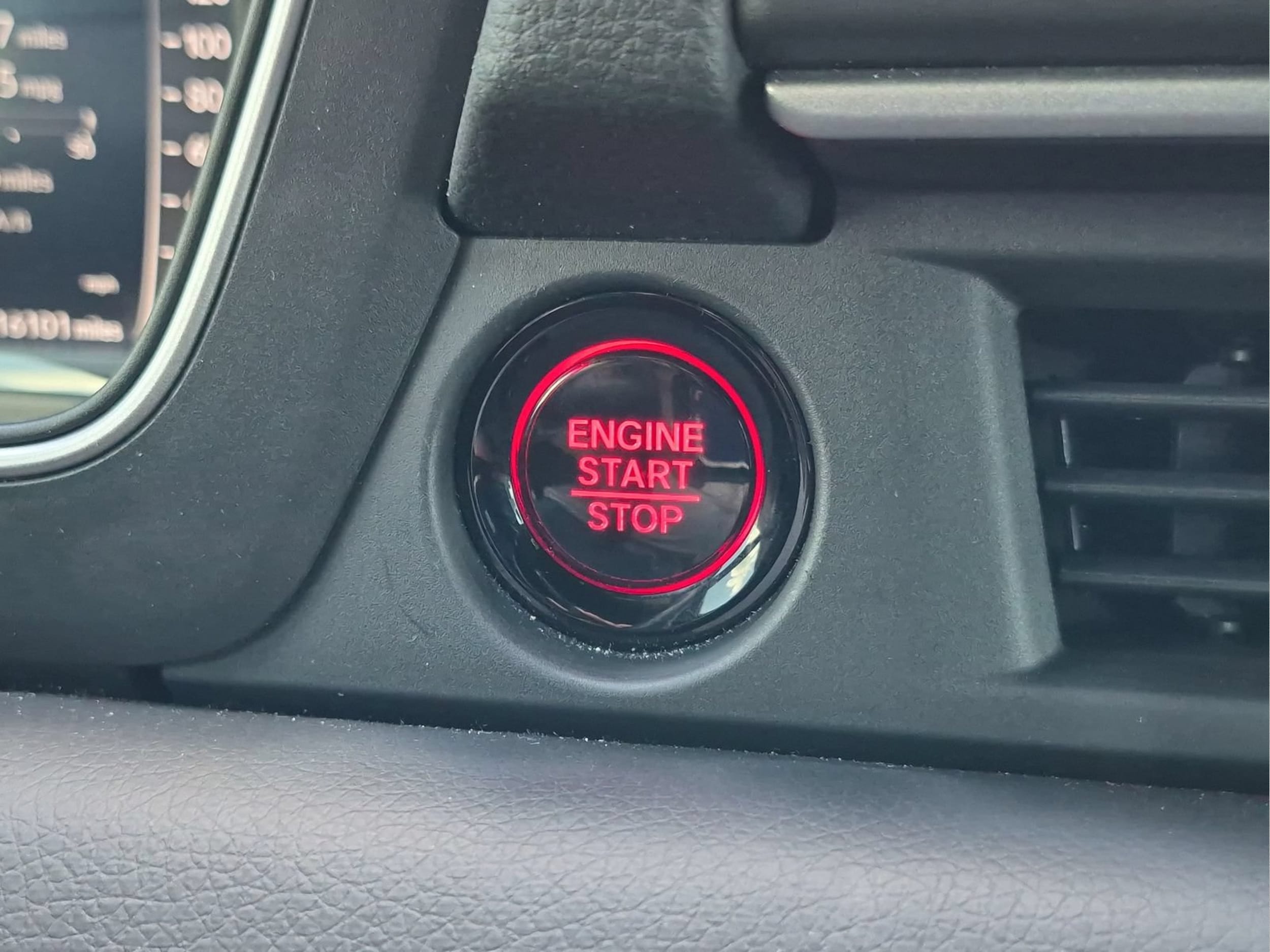 2025 Honda Pilot Black Edition - Photo 28
