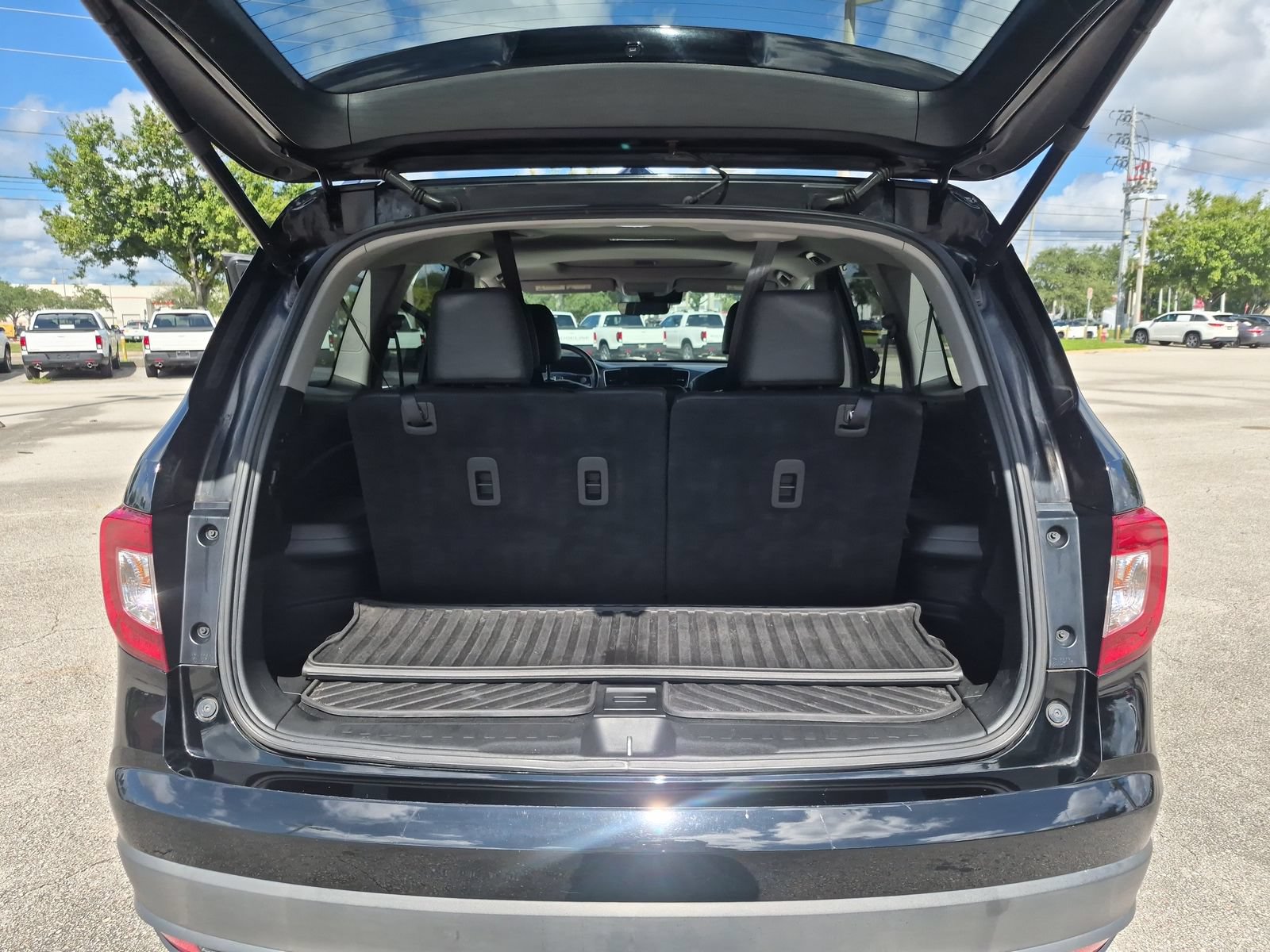 2021 Honda Pilot SE - Photo 34