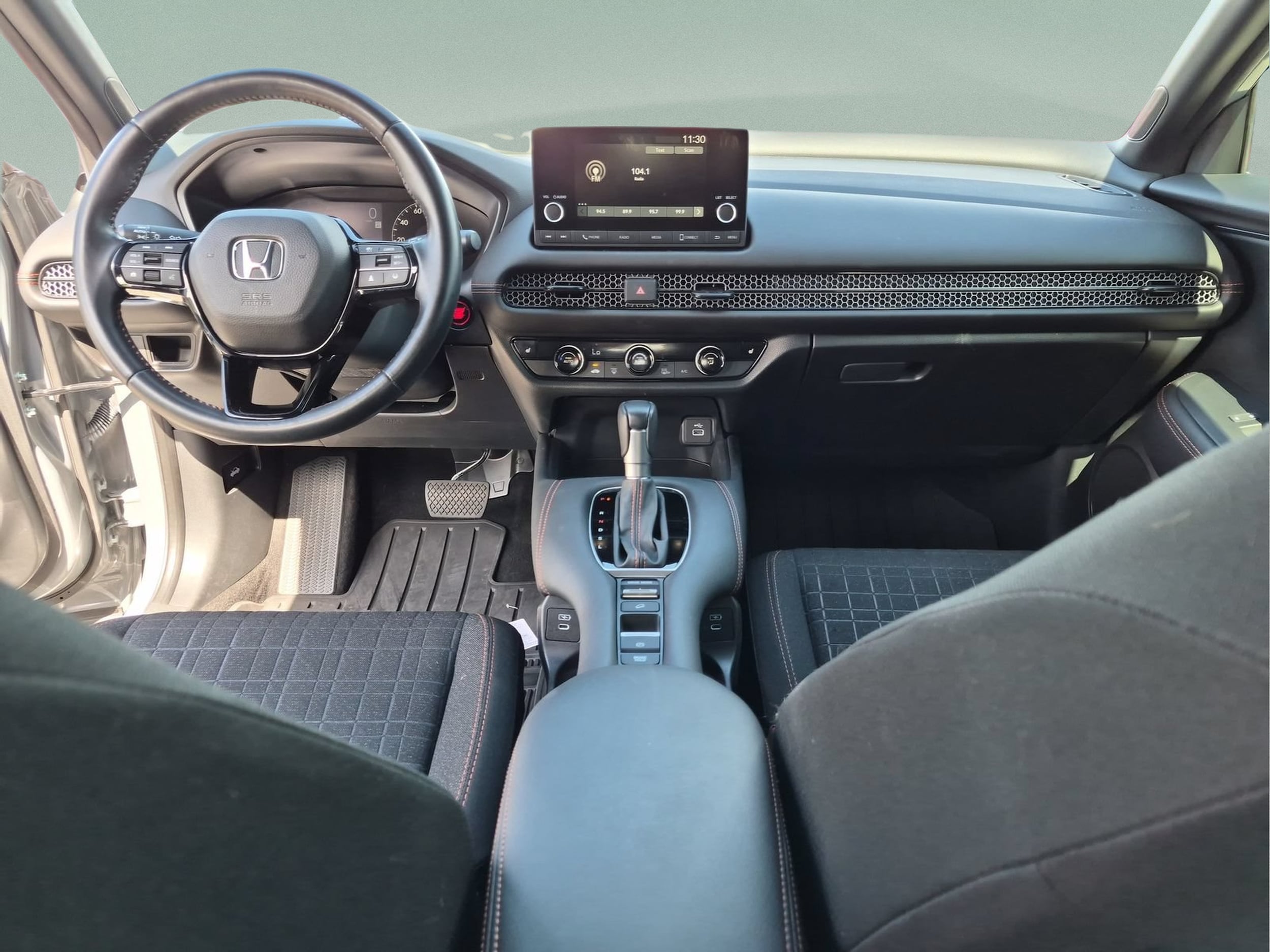 2025 Honda HR-V Sport - Photo 27