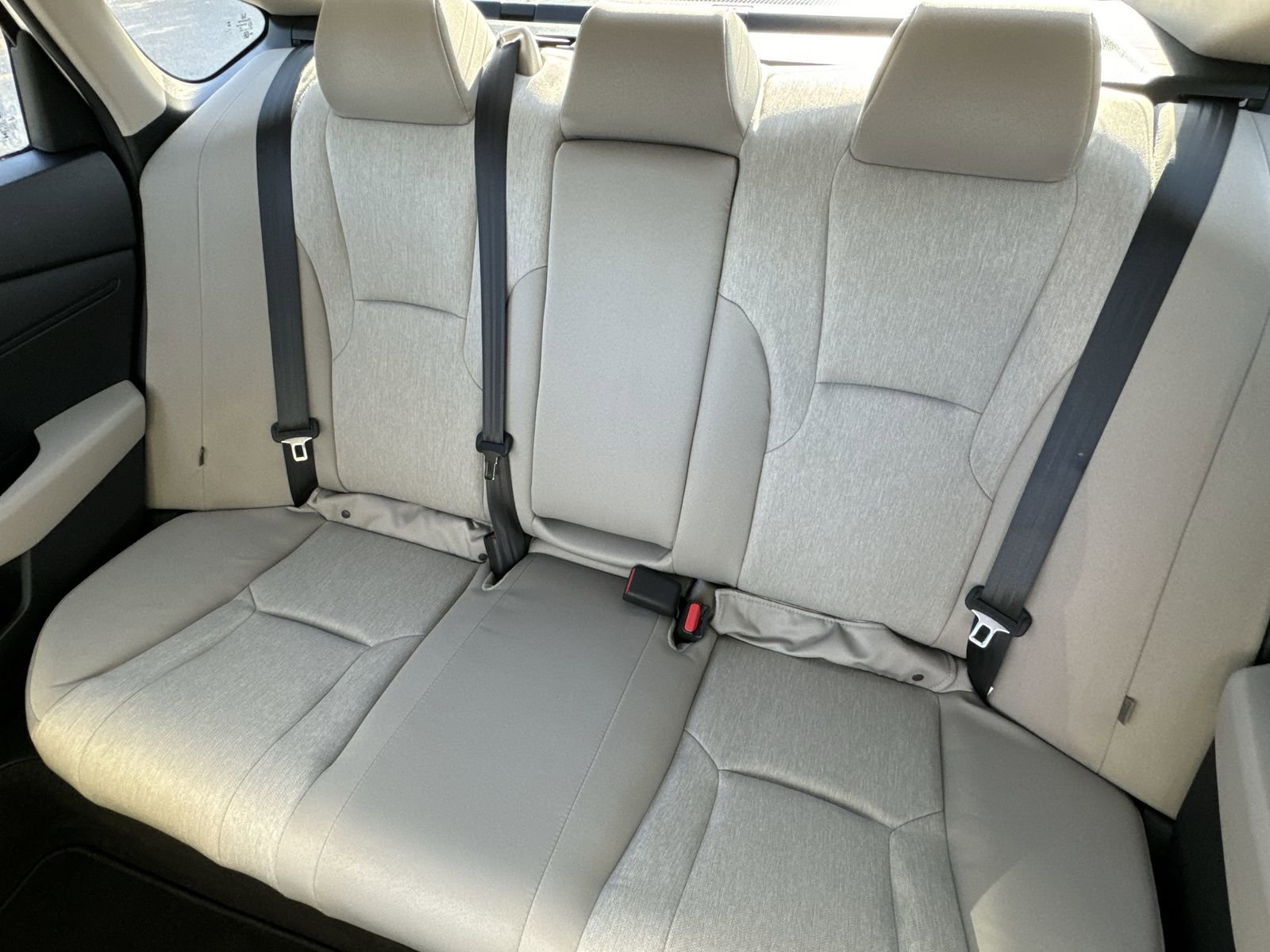 2025 Honda Accord LX - Photo 23