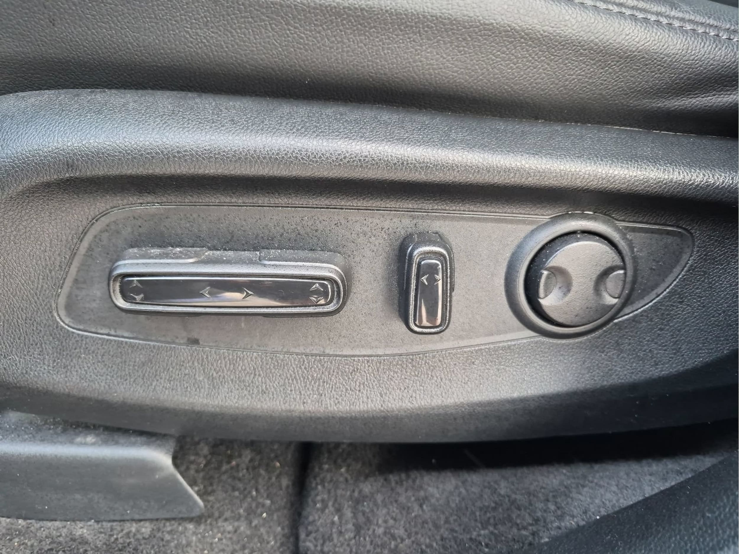 2025 Honda CR-V EX-L - Photo 15