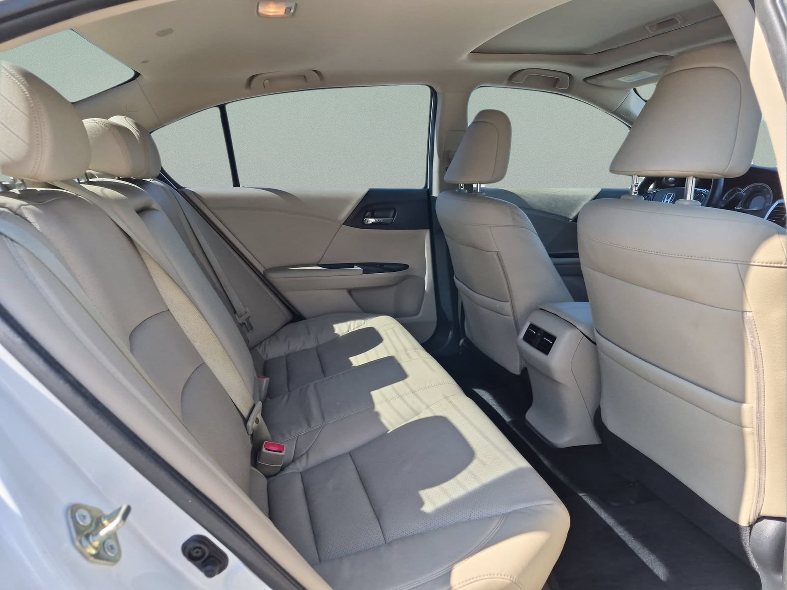 2017 Honda Accord EX-L - Photo 19