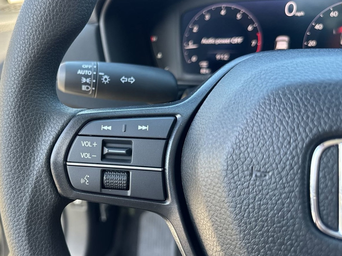 2025 Honda Accord LX - Photo 19