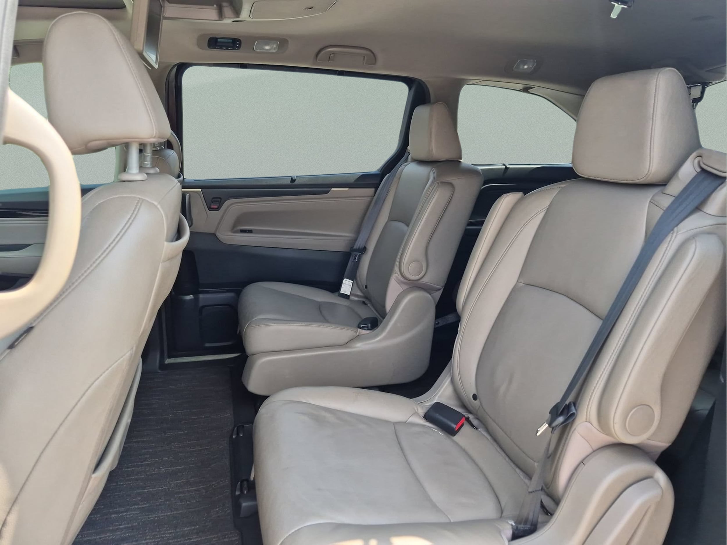 2021 Honda Odyssey Touring - Photo 17