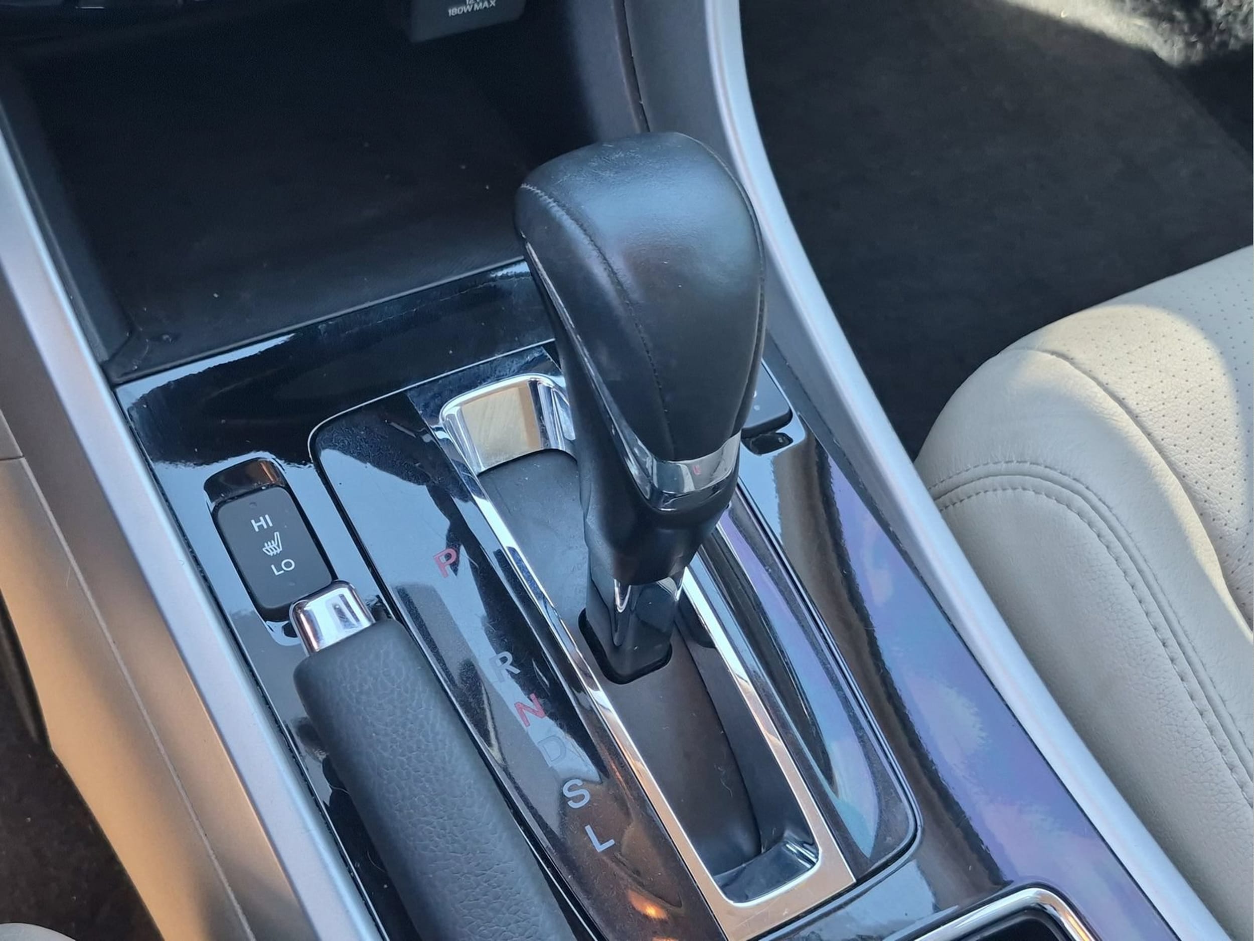 2017 Honda Accord EX-L - Photo 16
