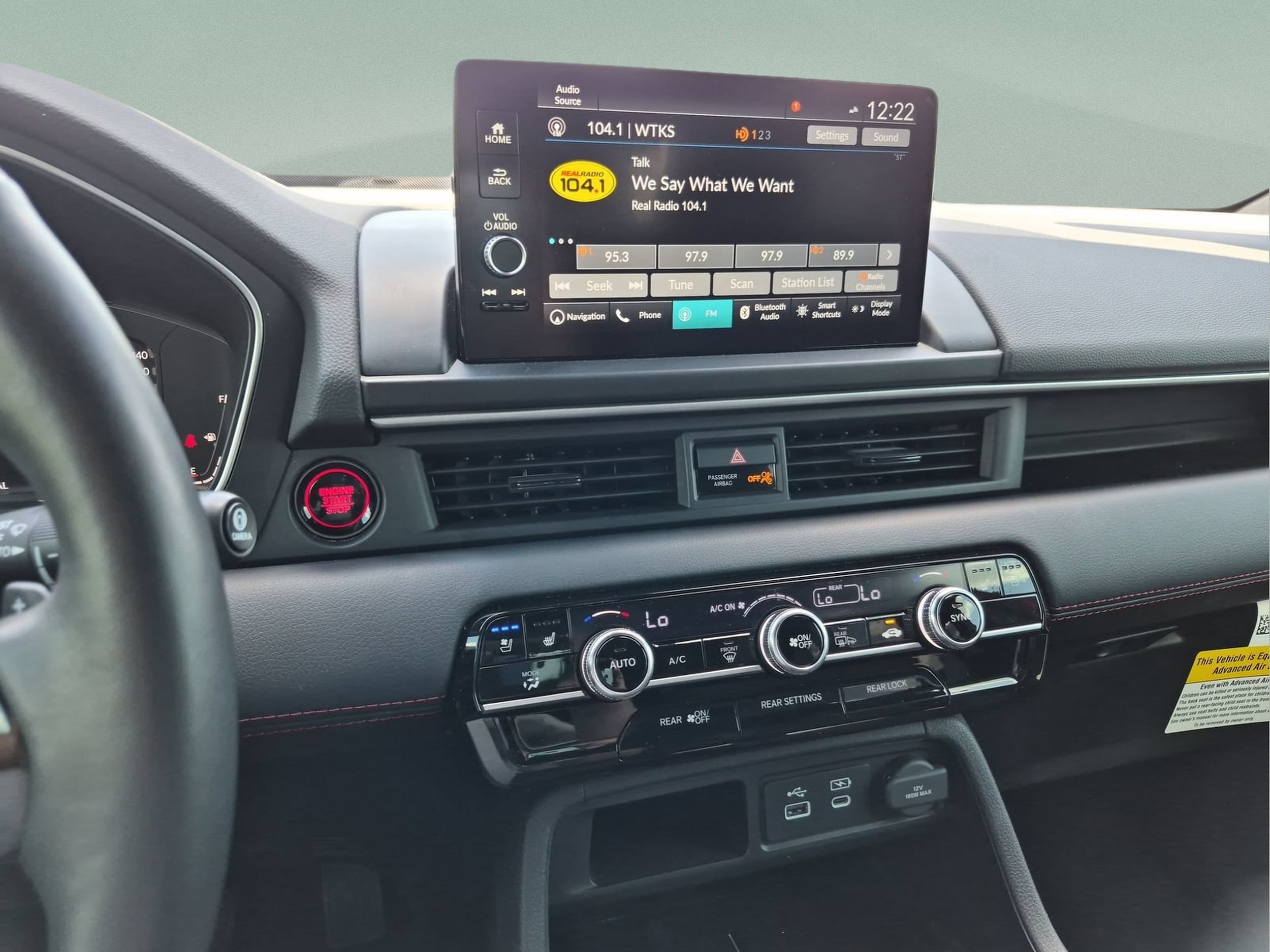 2025 Honda Pilot Black Edition - Photo 13