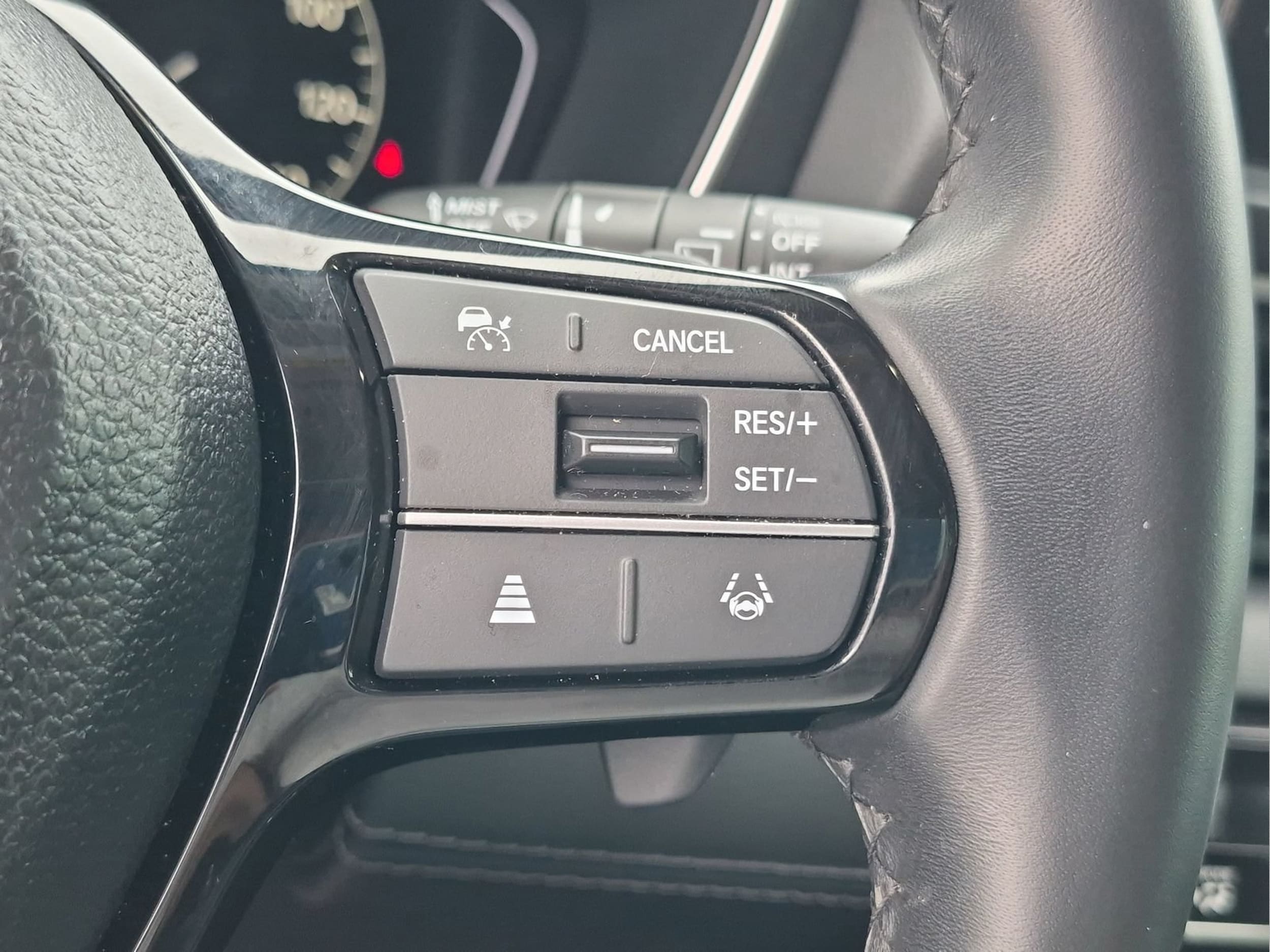 2024 Honda Pilot EX-L - Photo 11