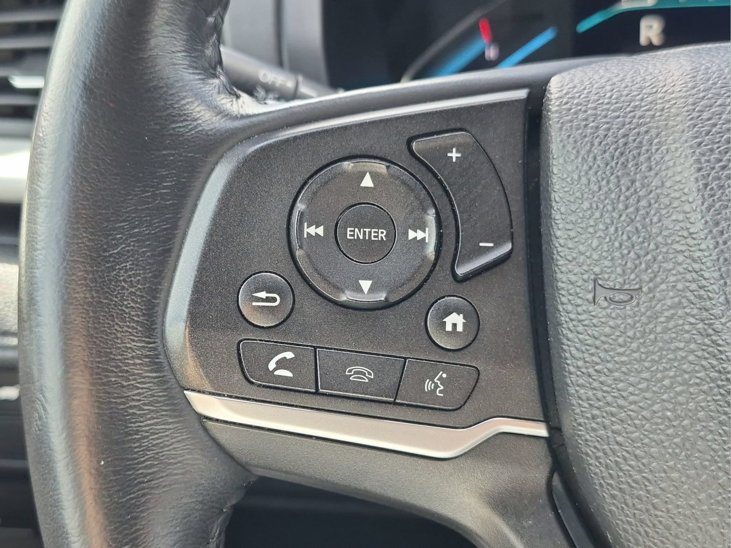 2023 Honda Odyssey EX-L - Photo 14