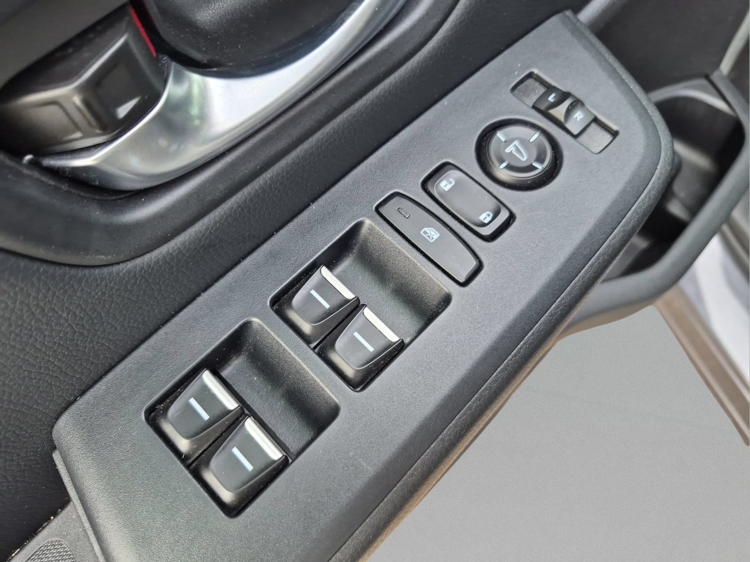 2024 Honda Pilot Touring - Photo 17