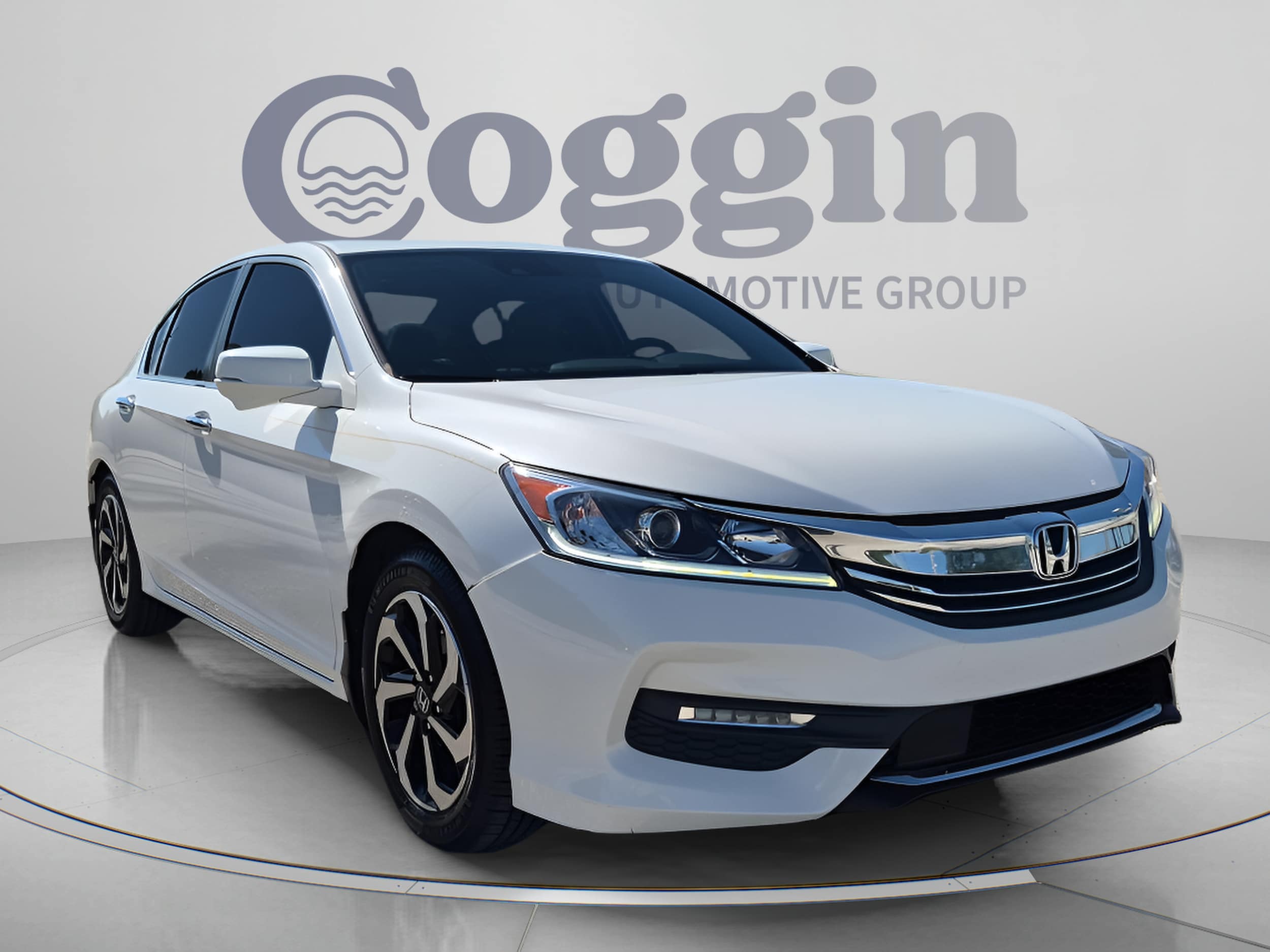 2017 Honda Accord EX-L - Photo 8