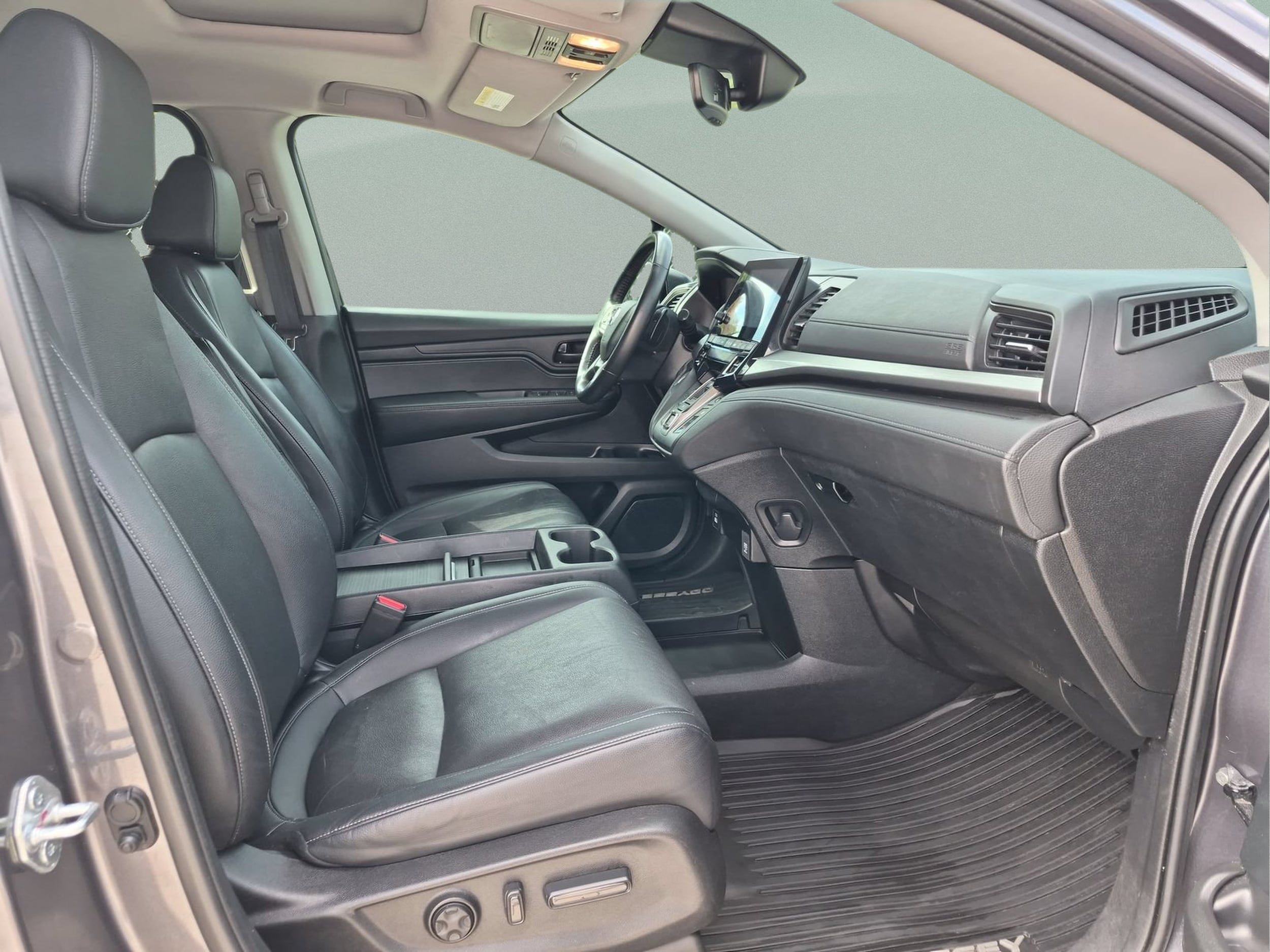 2023 Honda Odyssey EX-L - Photo 21