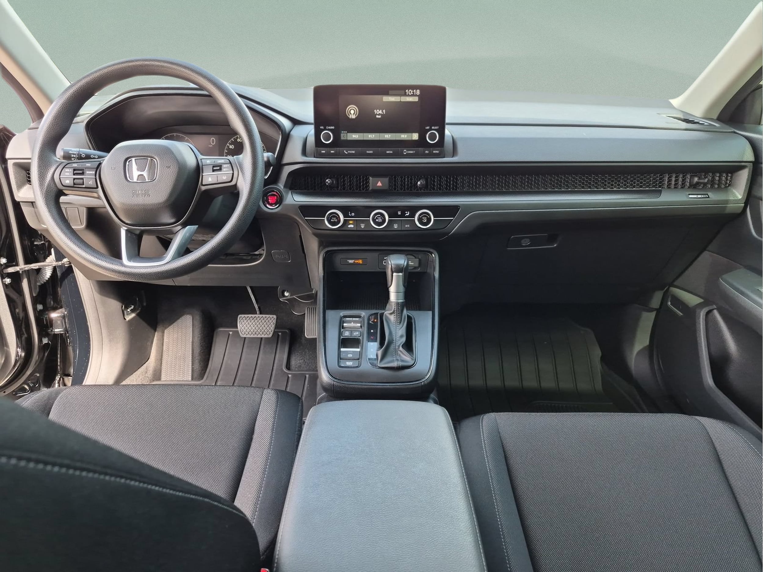 2024 Honda CR-V LX - Photo 29