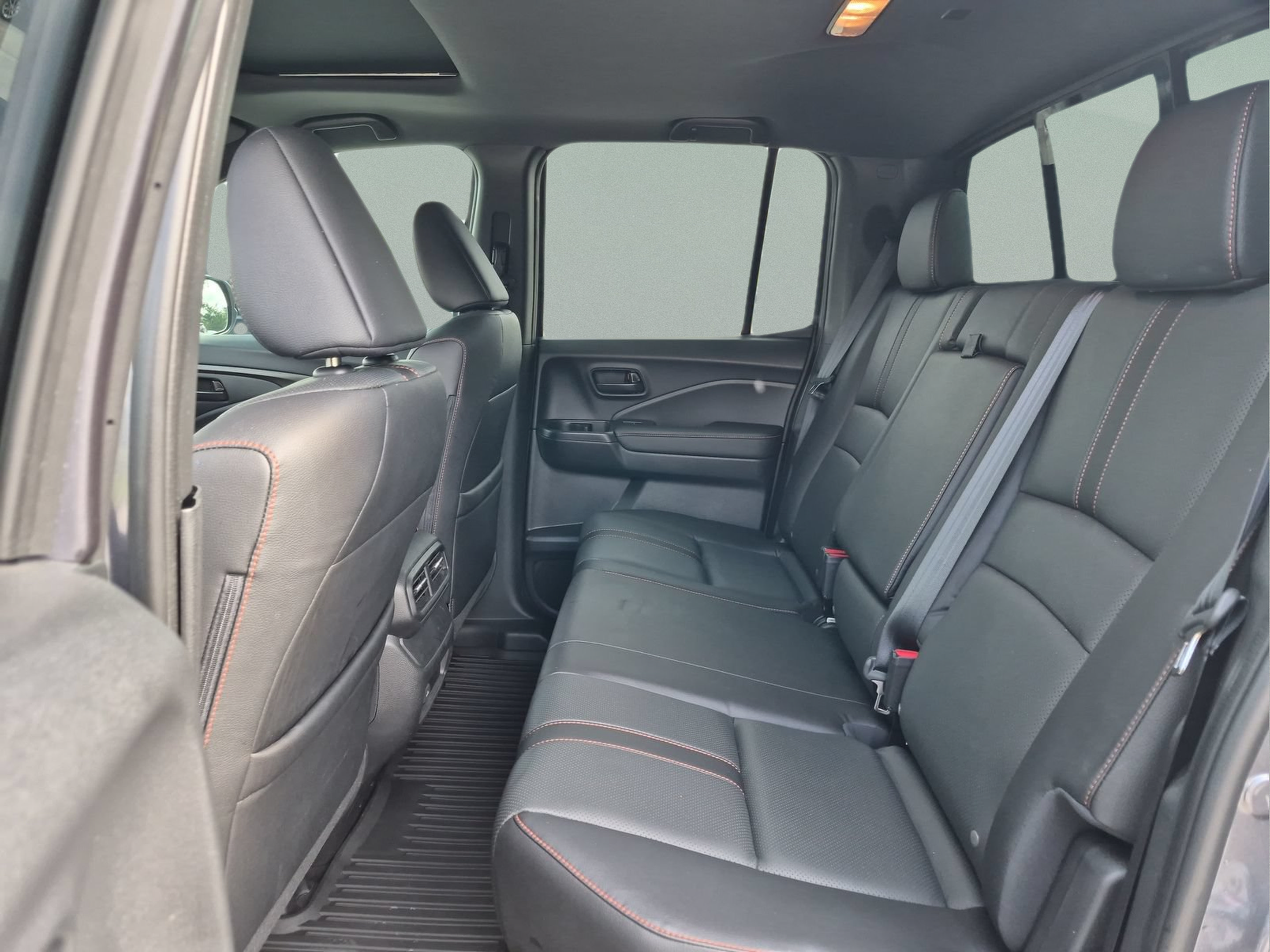 2025 Honda Ridgeline TrailSport - Photo 18