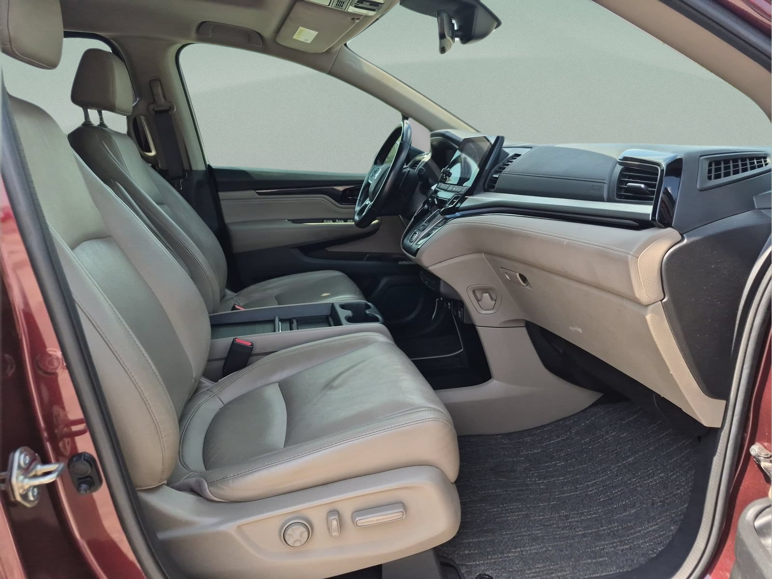2021 Honda Odyssey Touring - Photo 20