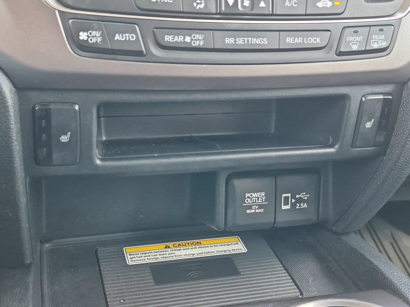 2021 Honda Pilot SE - Photo 31