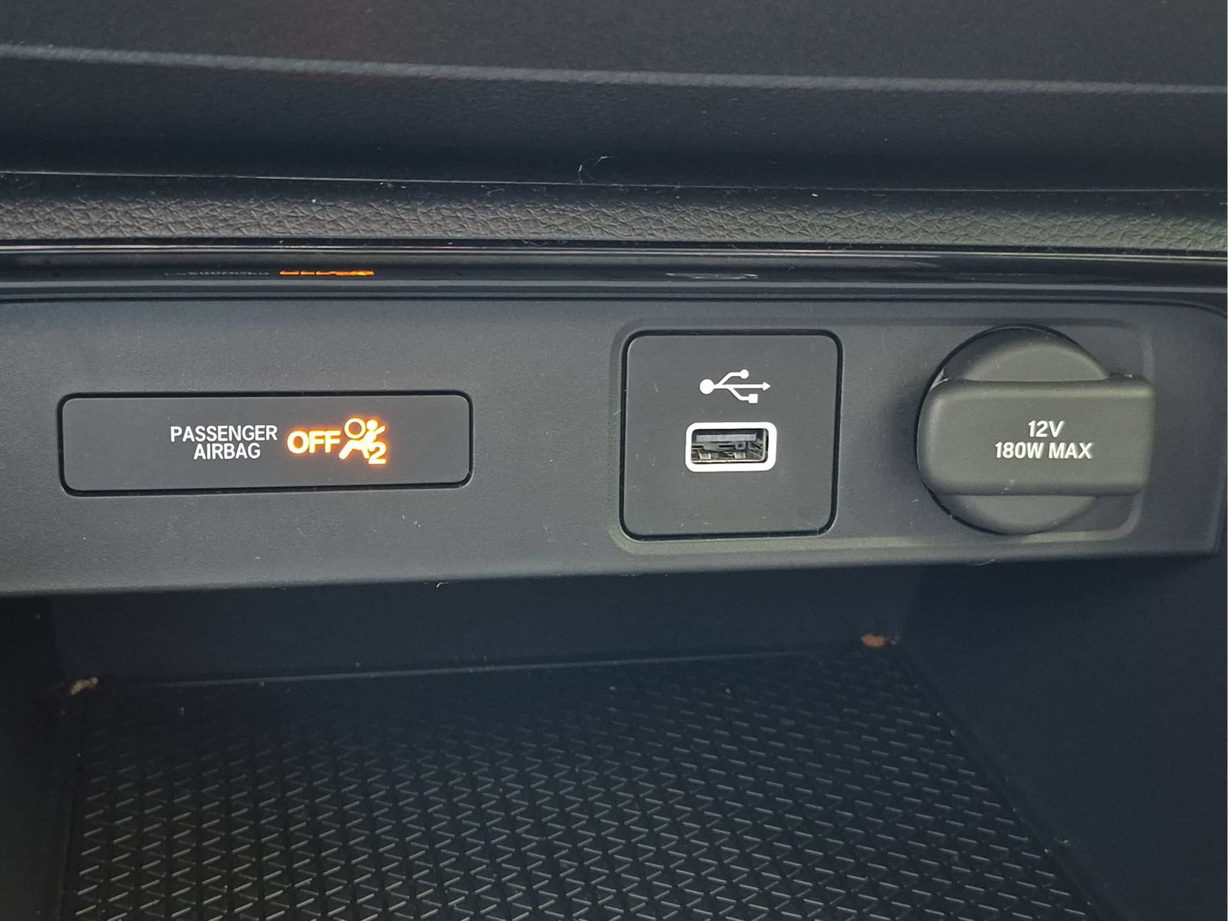 2024 Honda CR-V LX - Photo 28