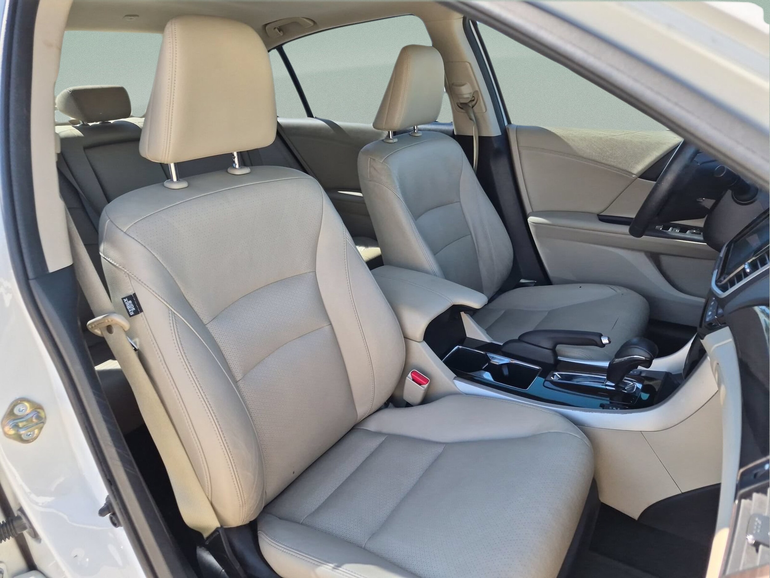 2017 Honda Accord EX-L - Photo 20