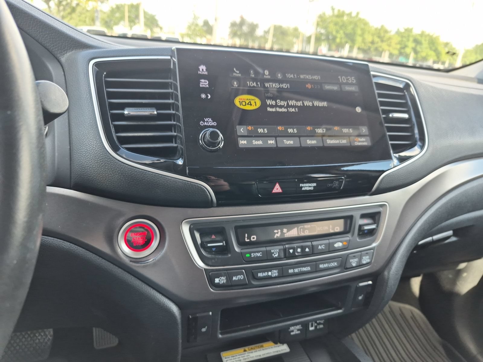 2021 Honda Pilot SE - Photo 13