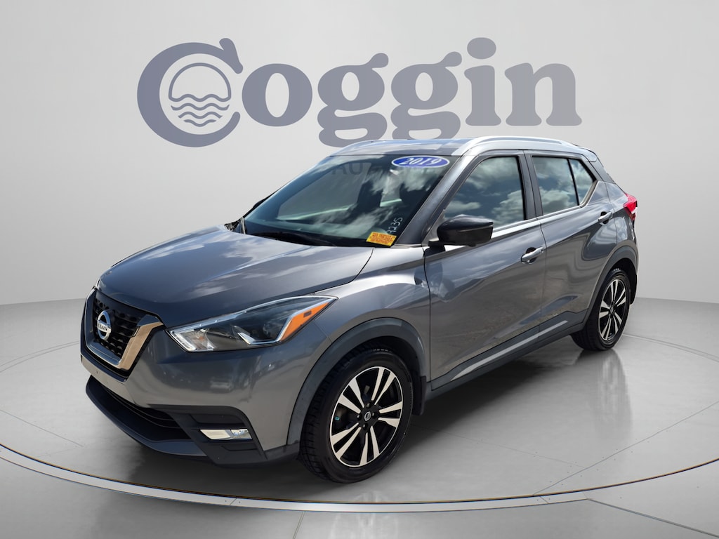 Used 2019 Nissan Kicks SR SR FWD