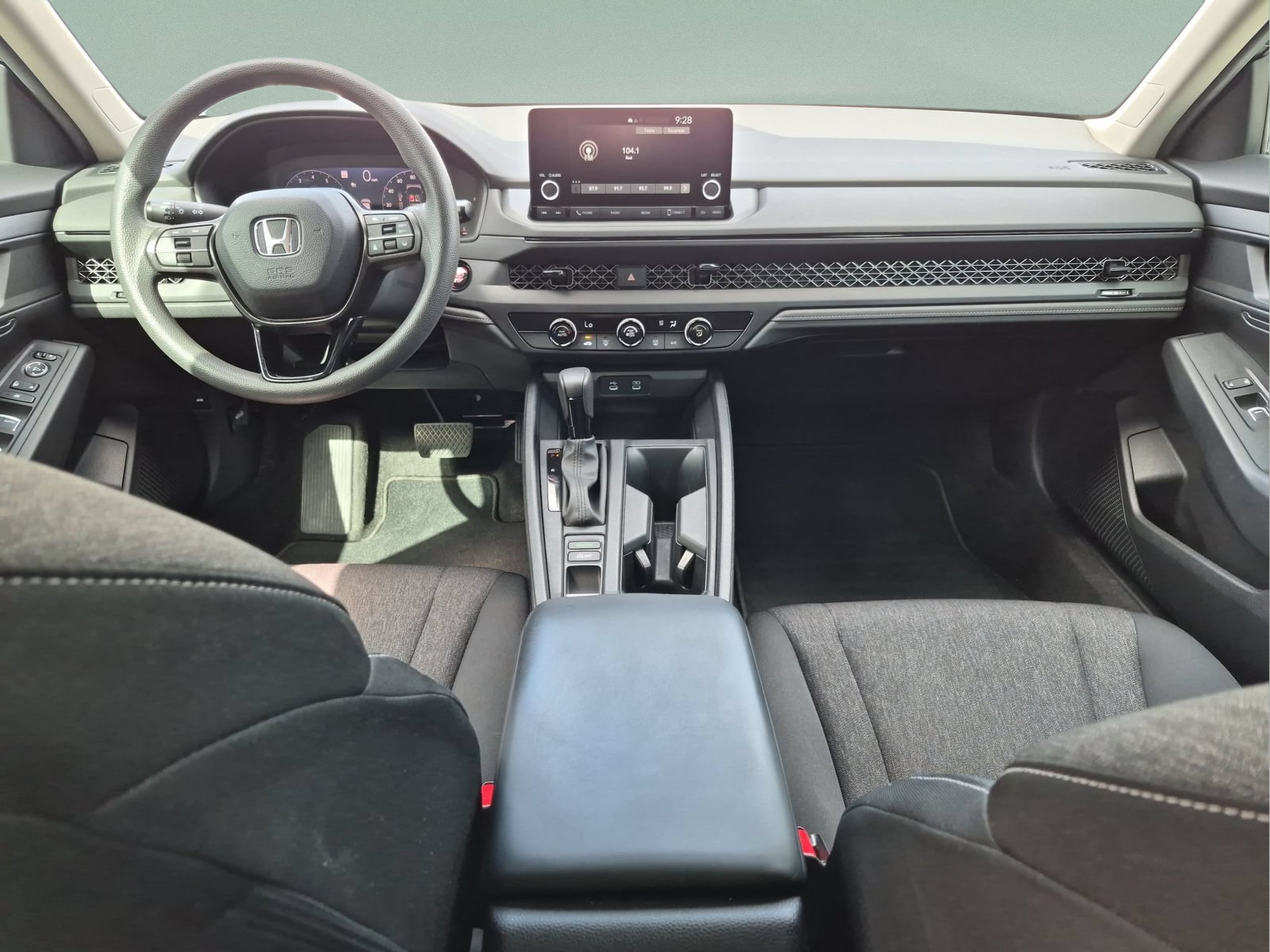 2024 Honda Accord LX - Photo 28