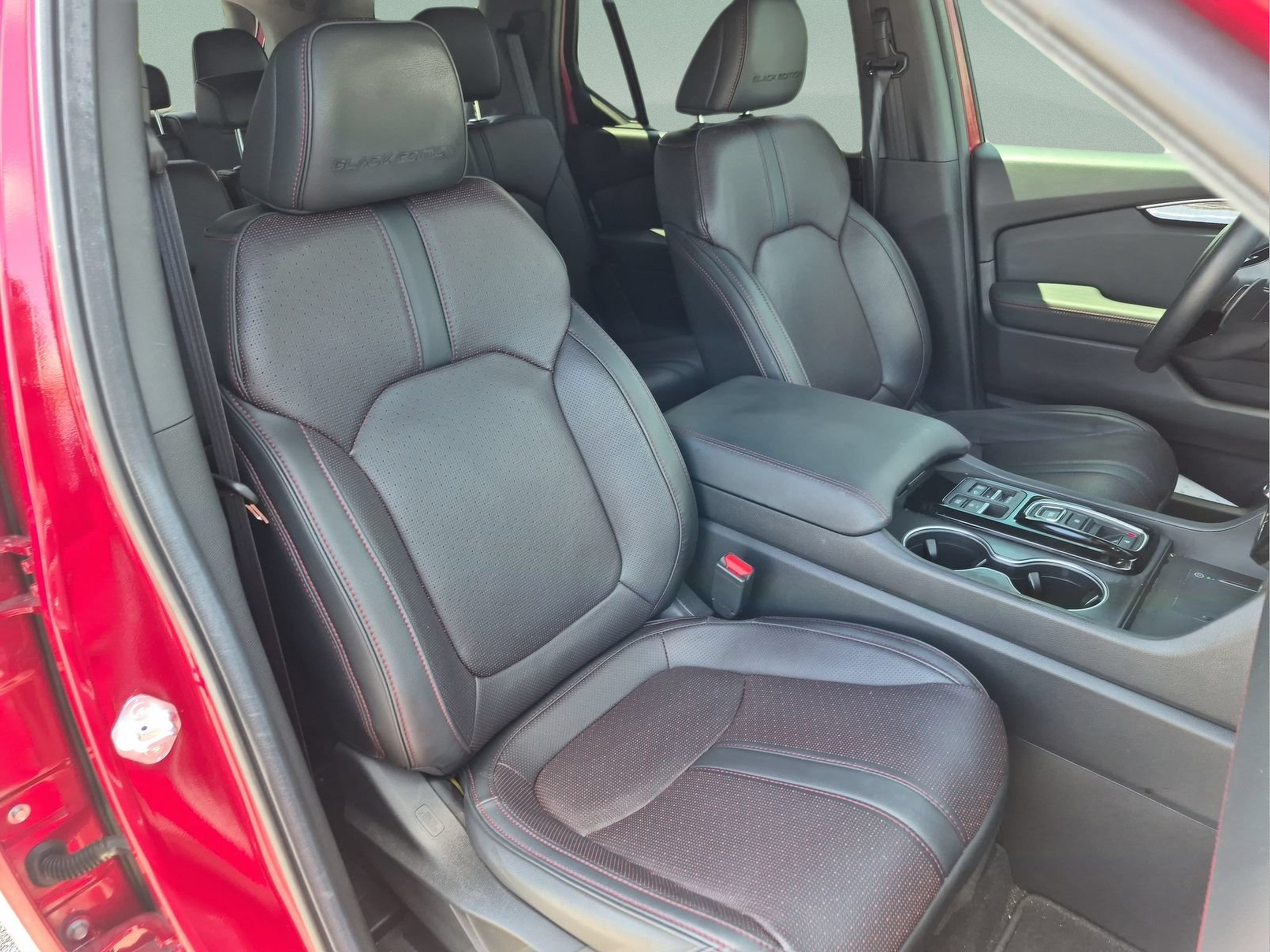 2025 Honda Pilot Black Edition - Photo 20