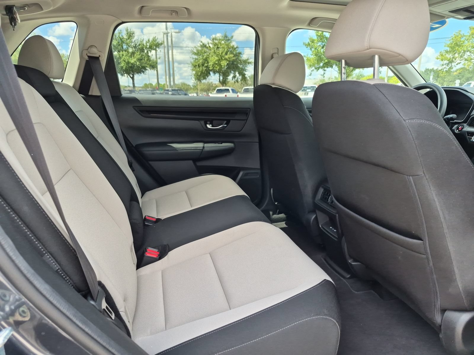 2024 Honda CR-V EX - Photo 17
