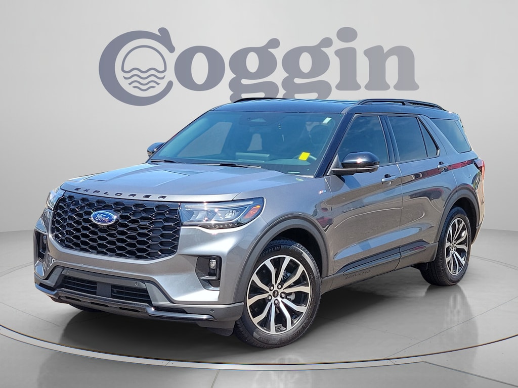 Used 2025 Ford Explorer ST-Line SUV