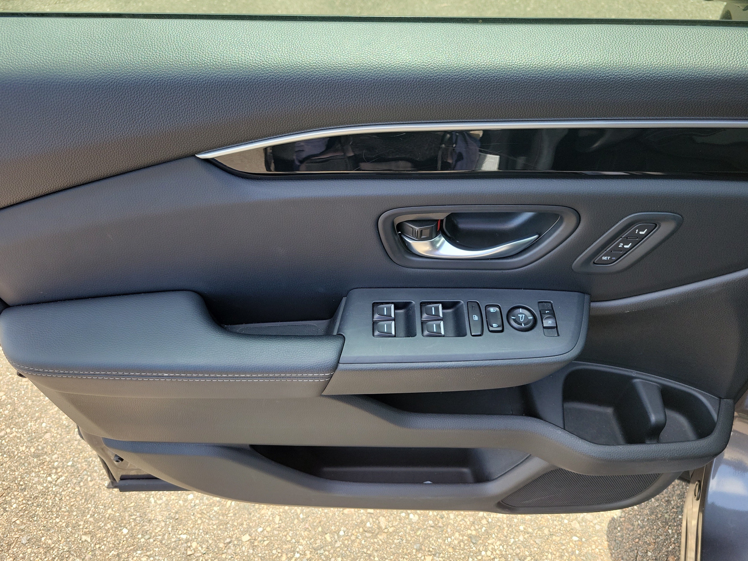 2025 Honda Pilot EX-L - Photo 22