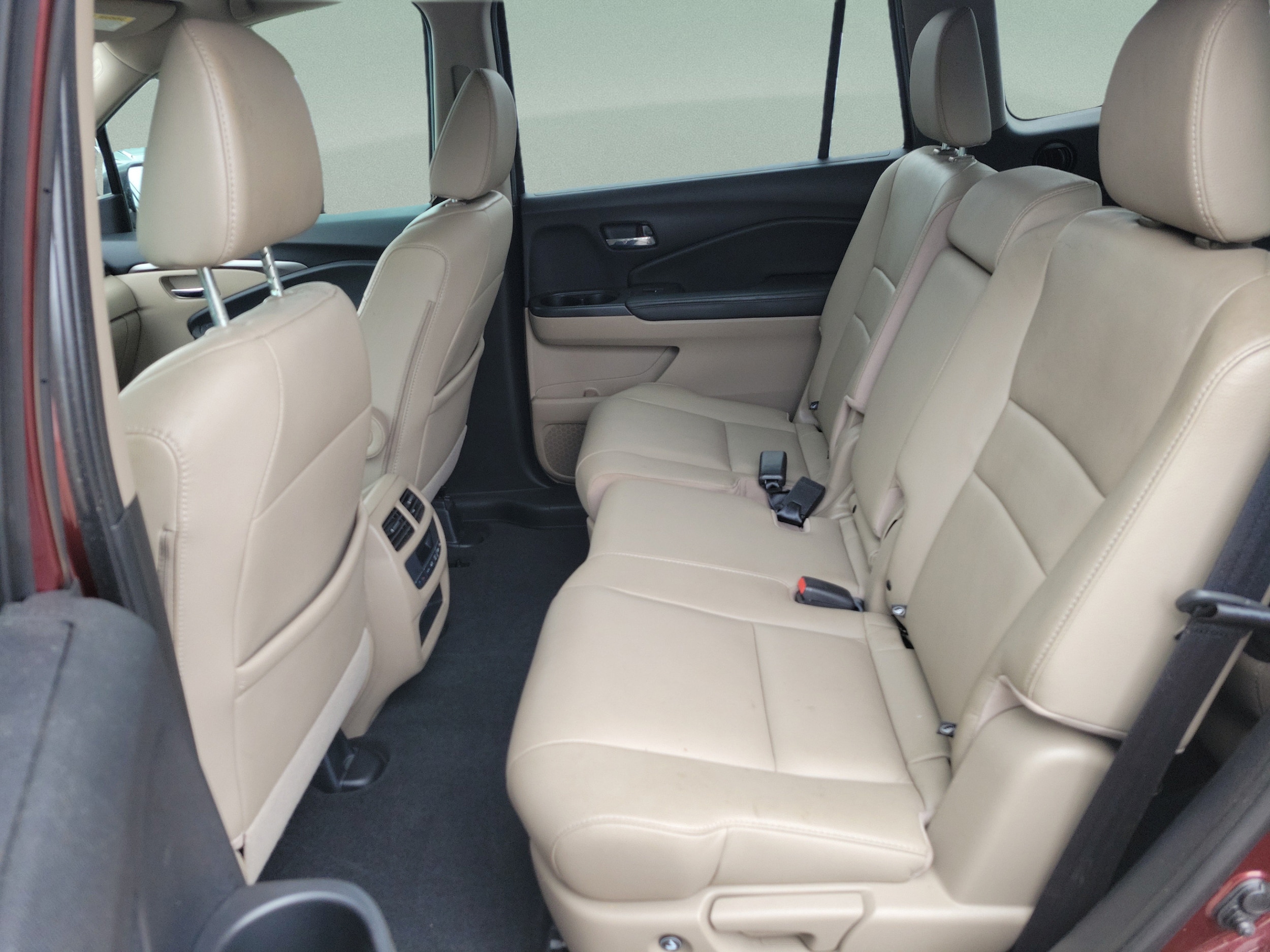 2018 Honda Pilot EX-L - Photo 10