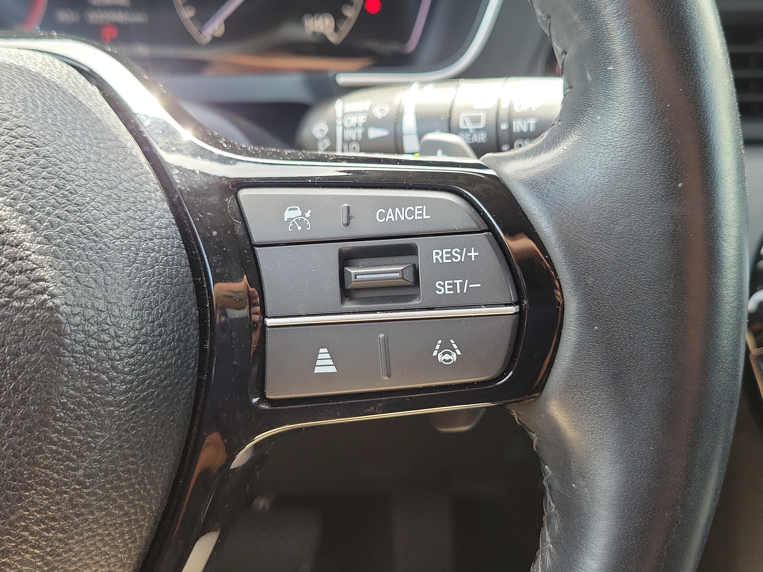 2025 Honda Pilot EX-L - Photo 31